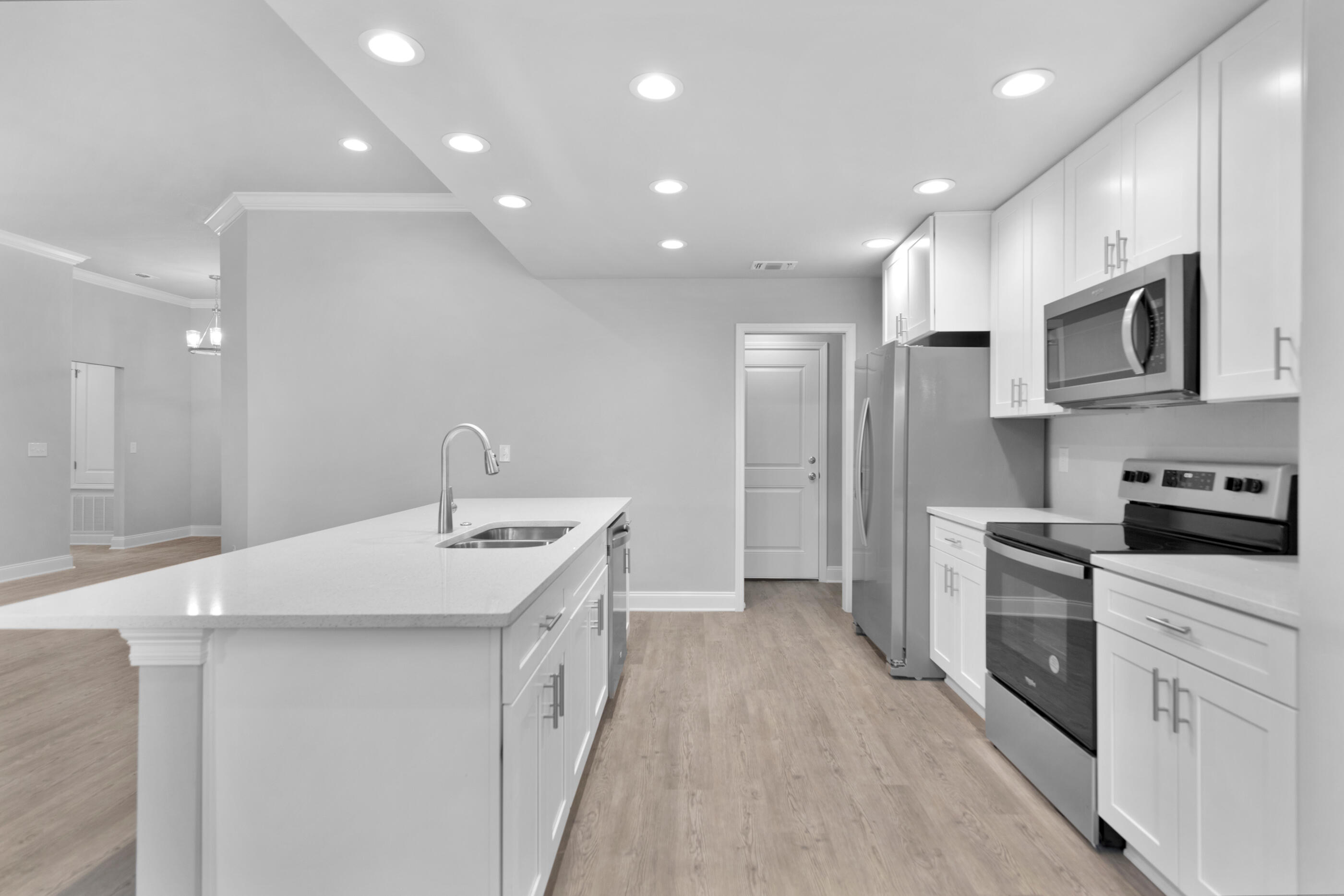 SEASHORE VILLAGE - Residential Lease