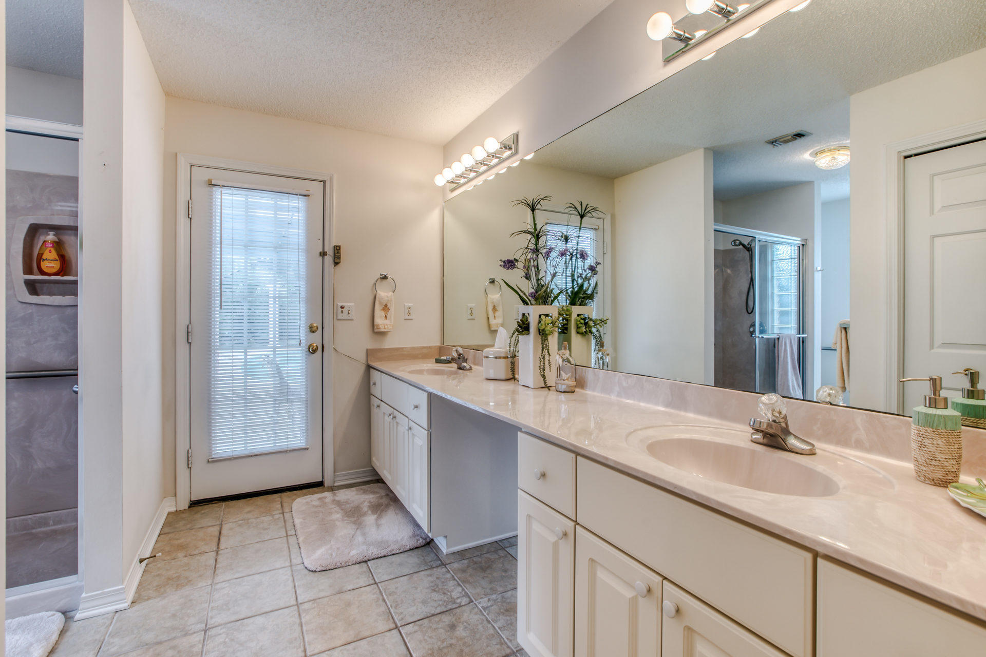 Emerald Bay - Residential