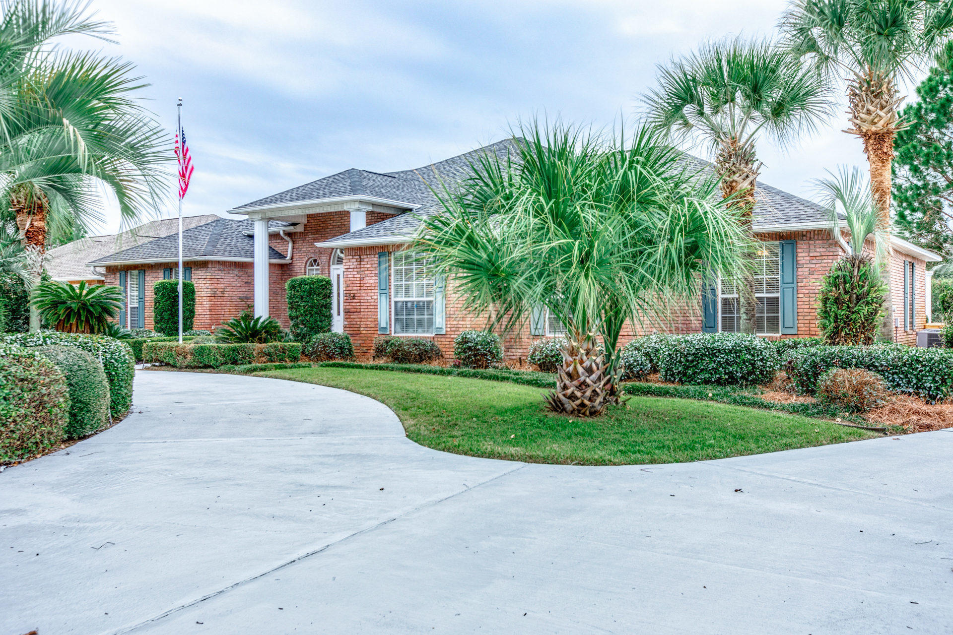 Emerald Bay - Residential