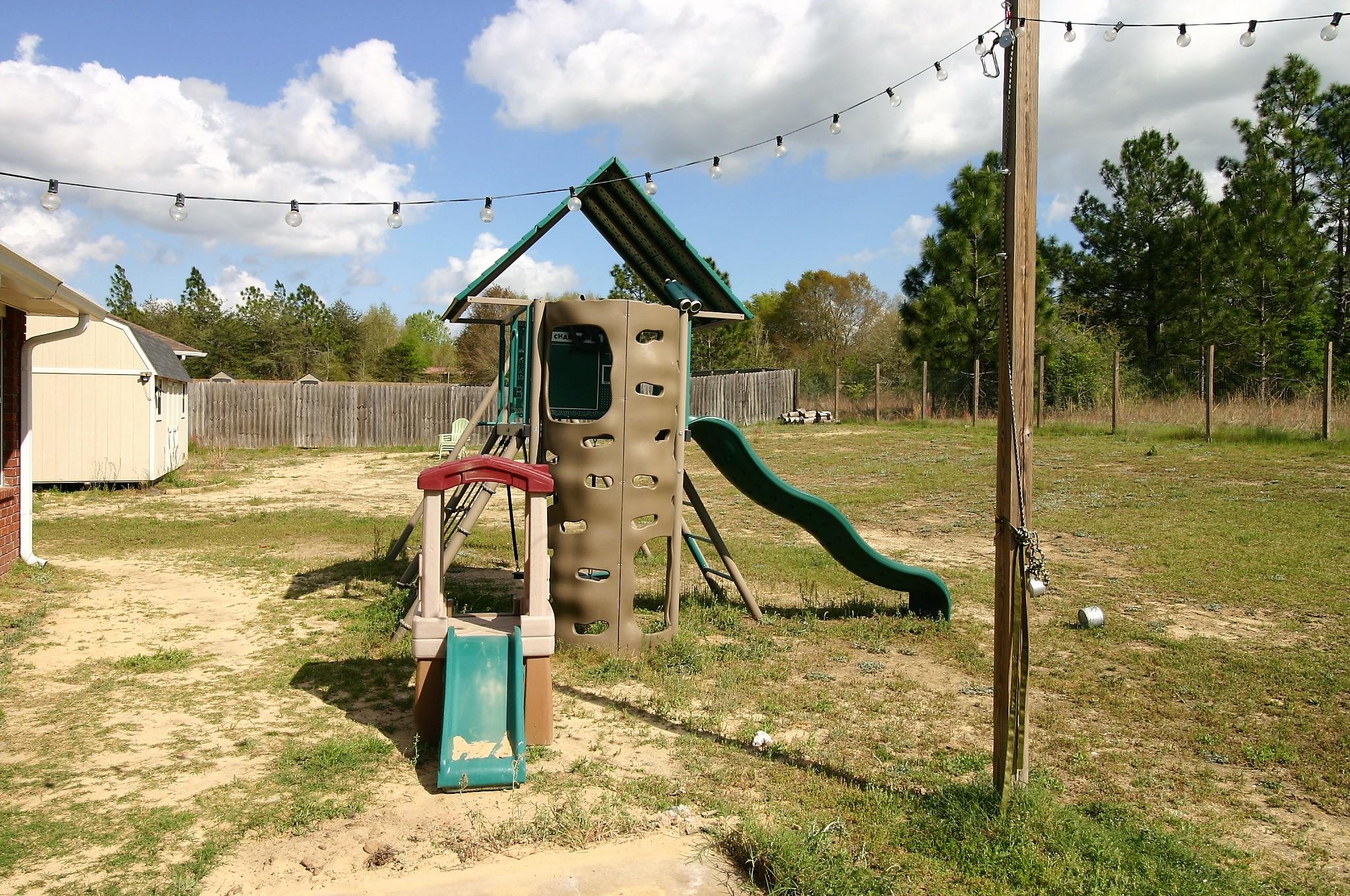 CARDINAL ESTATES - Residential Lease