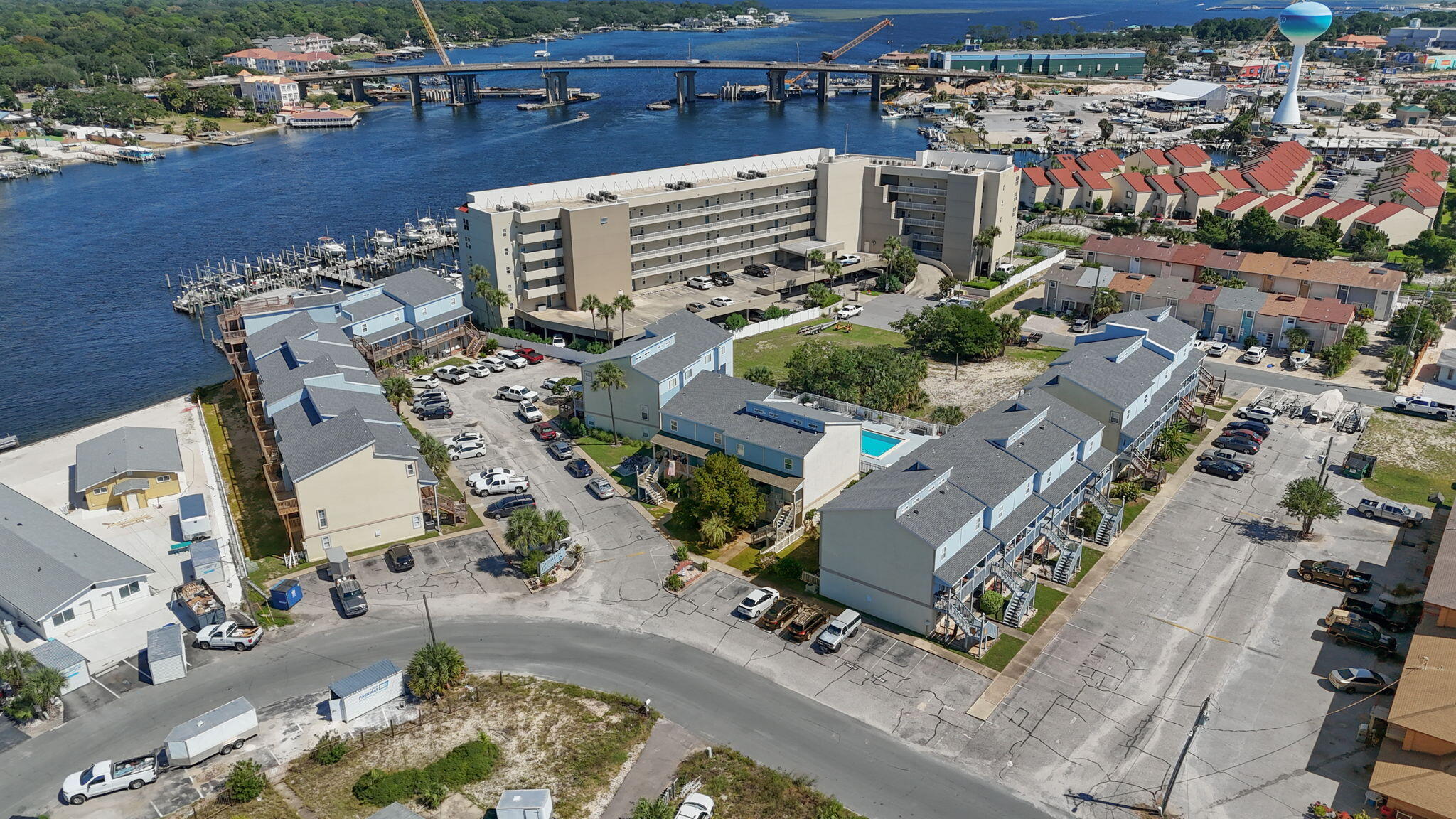 COMMODORES LANDING PH 3-A UNIT 119 - Residential