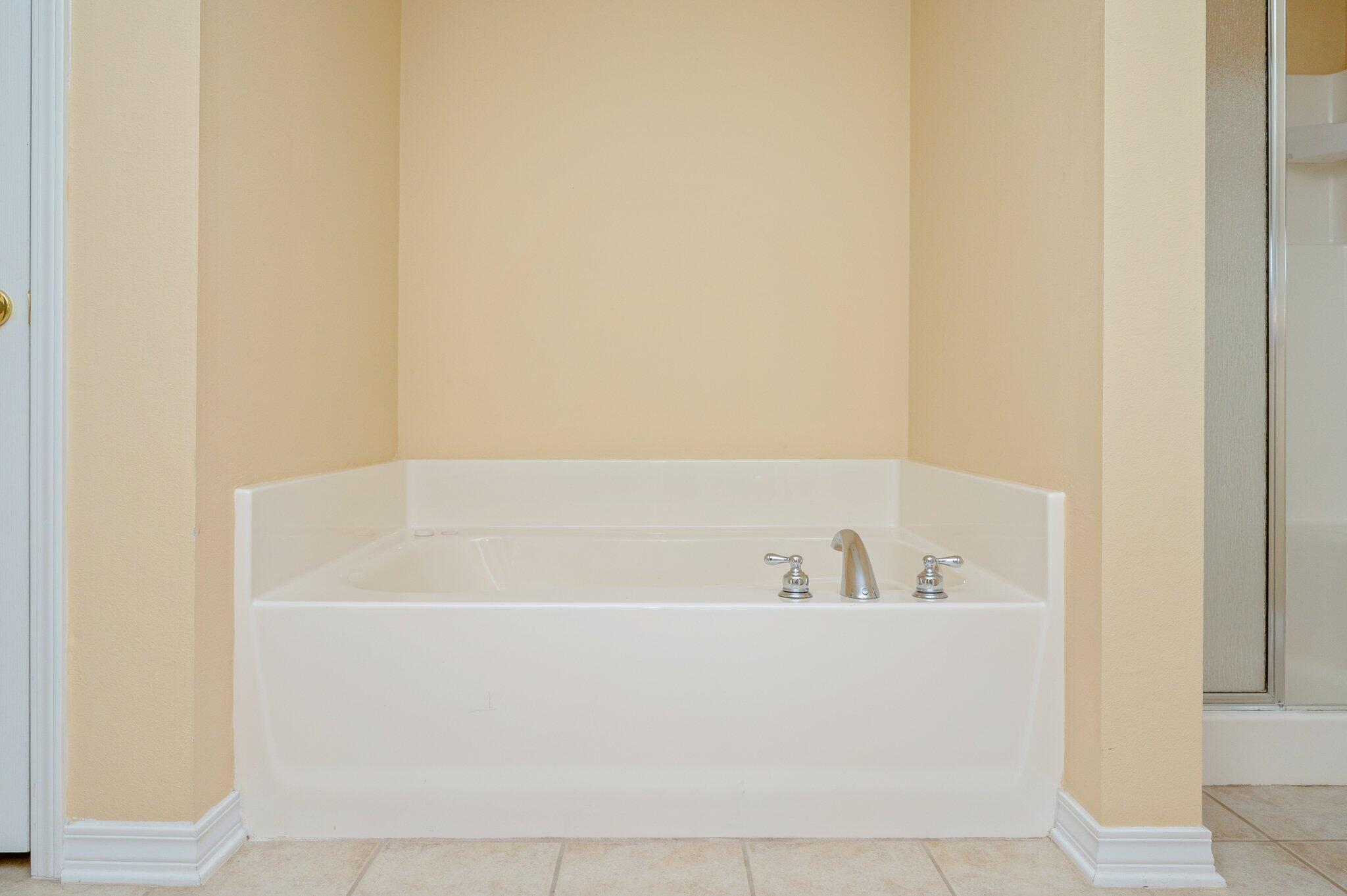 HOLLEY BY THE SEA - Residential Lease