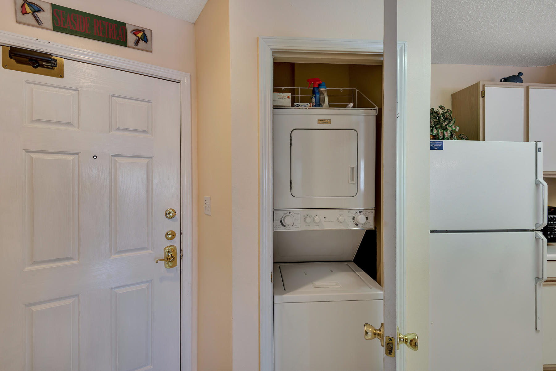 MARAVILLA CONDO 1 - Residential