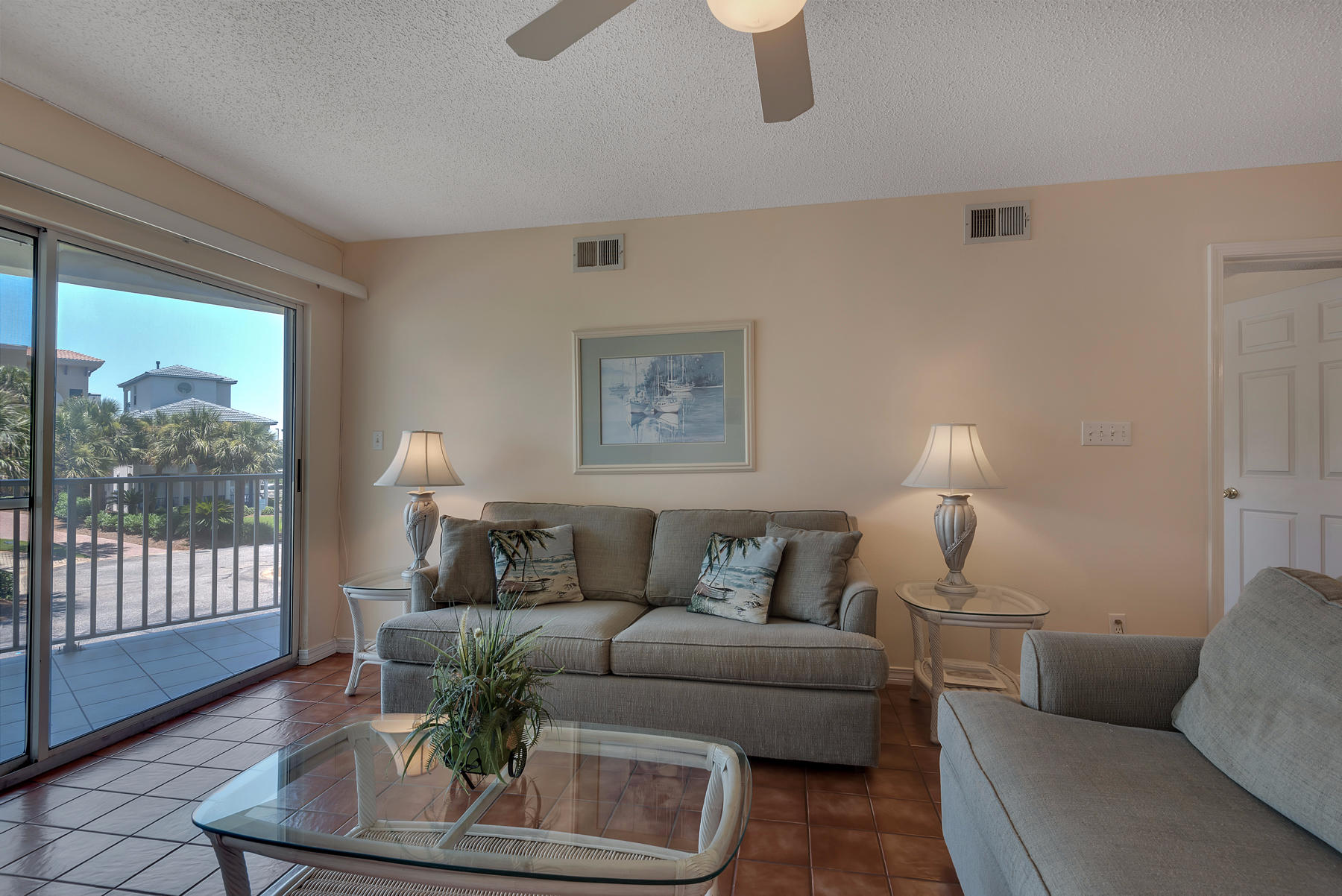 MARAVILLA CONDO 1 - Residential