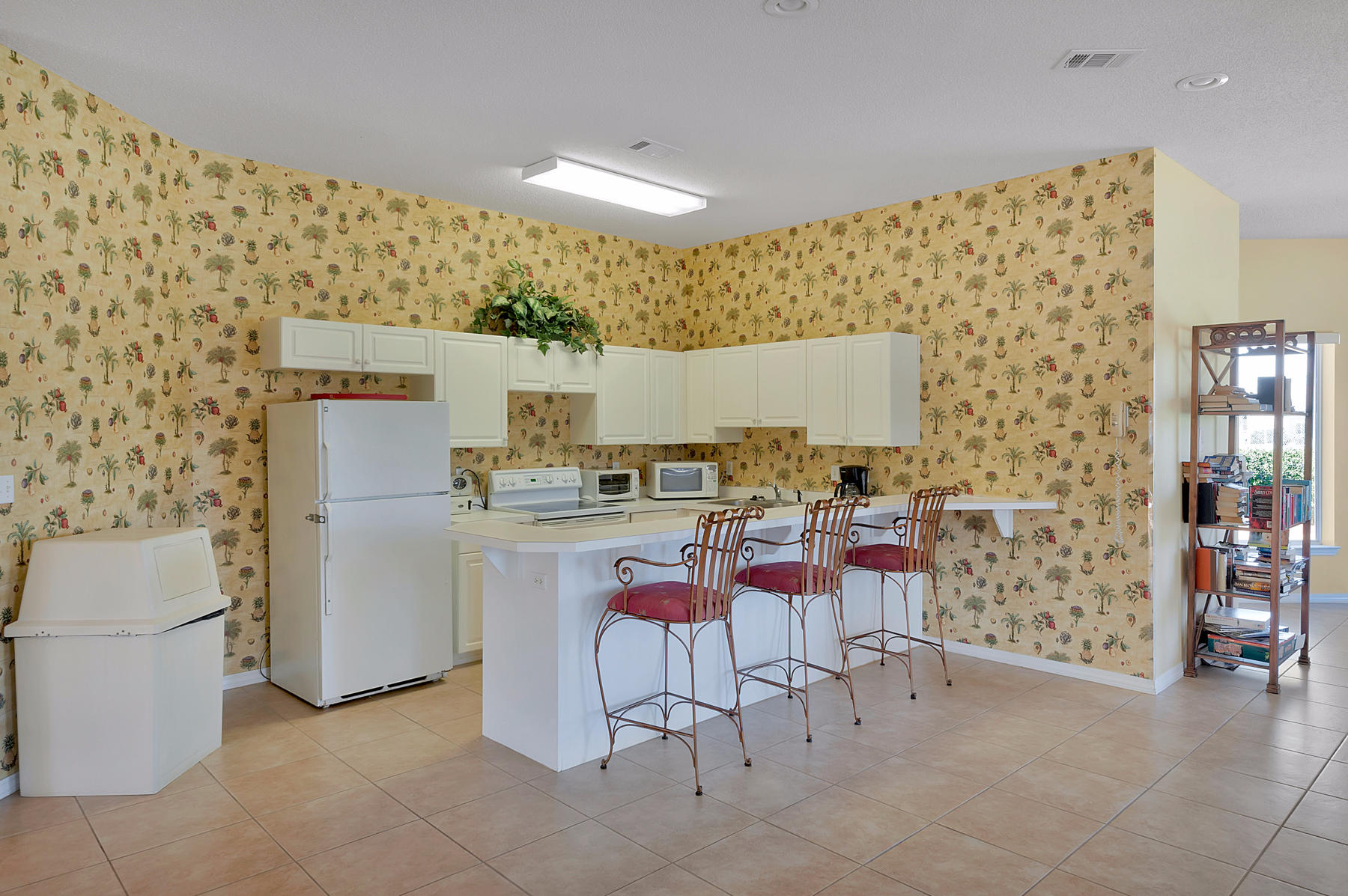 MARAVILLA CONDO 1 - Residential