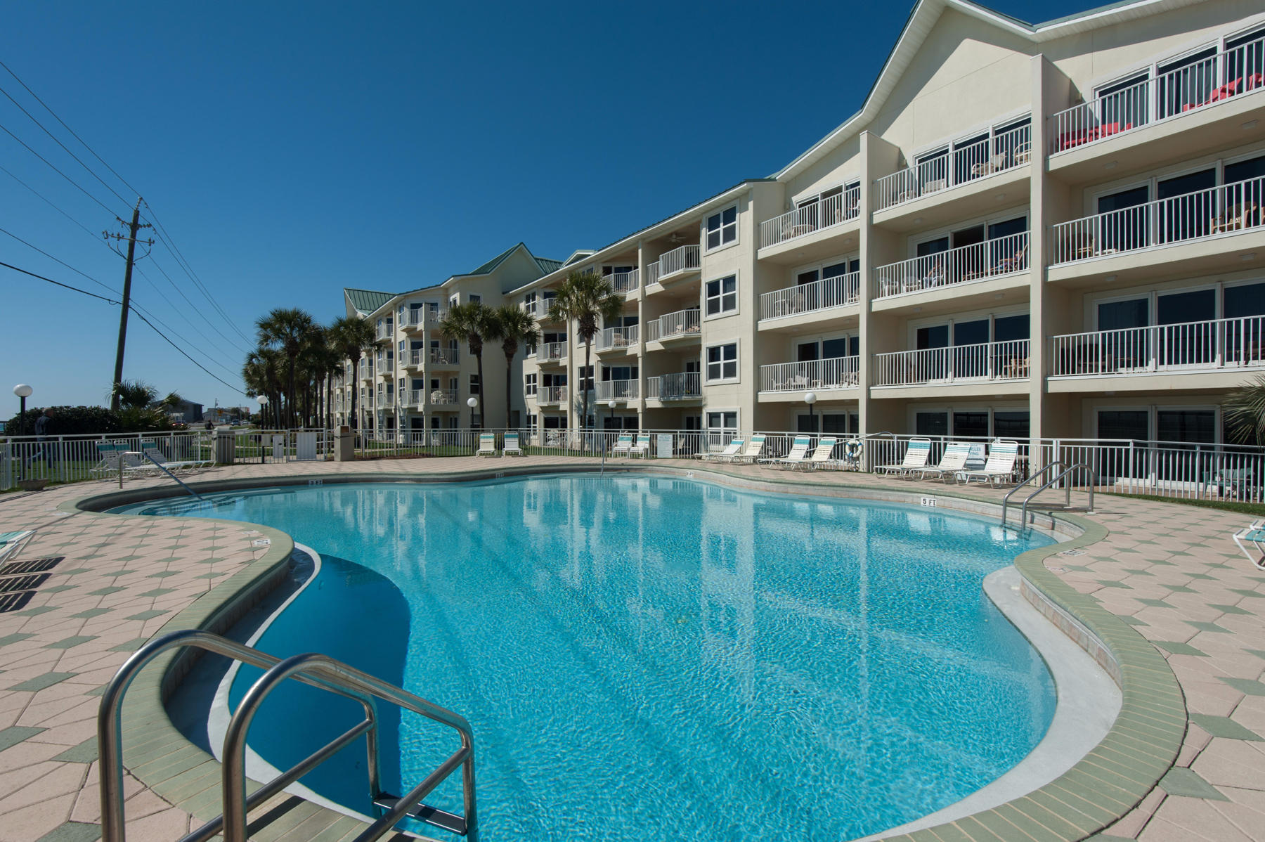 MARAVILLA CONDO 1 - Residential