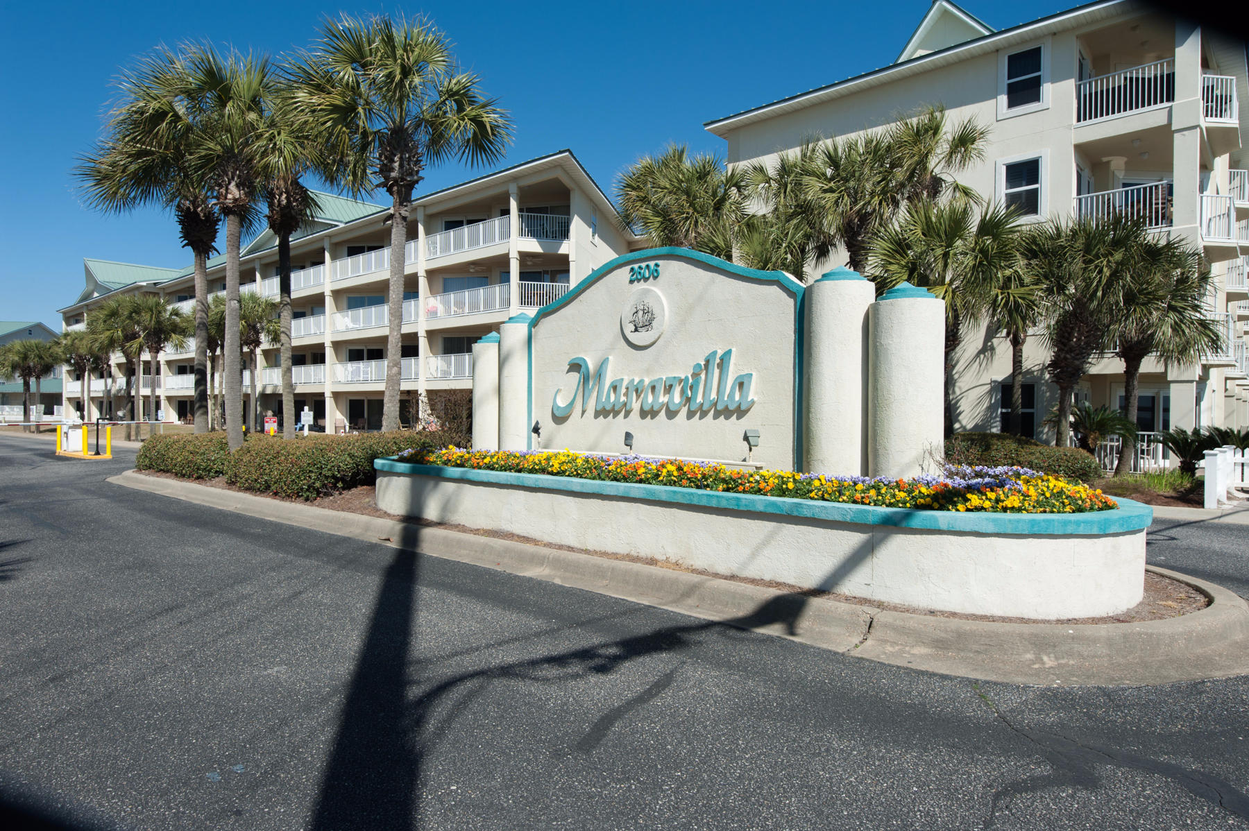 MARAVILLA CONDO 1 - Residential