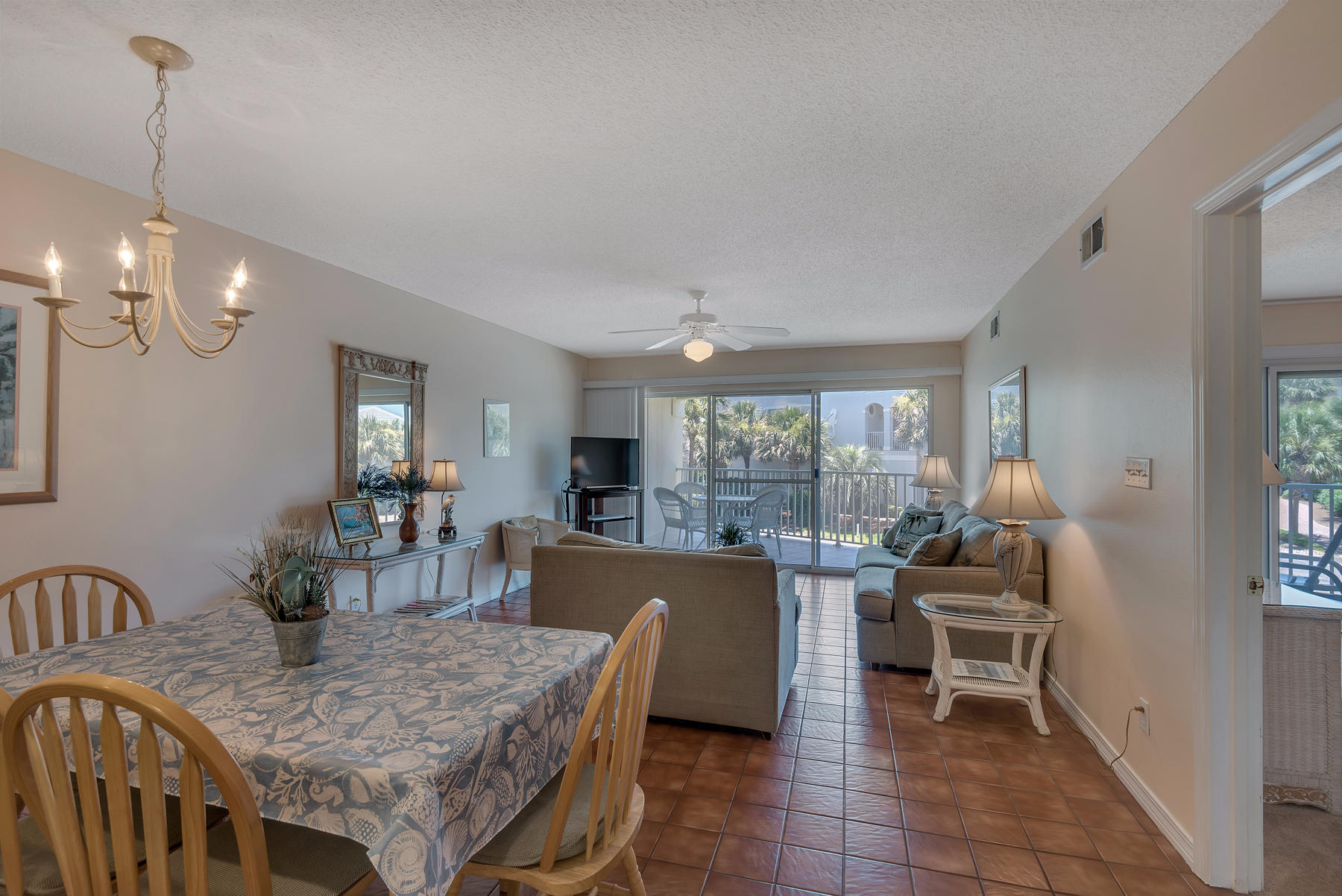 MARAVILLA CONDO 1 - Residential