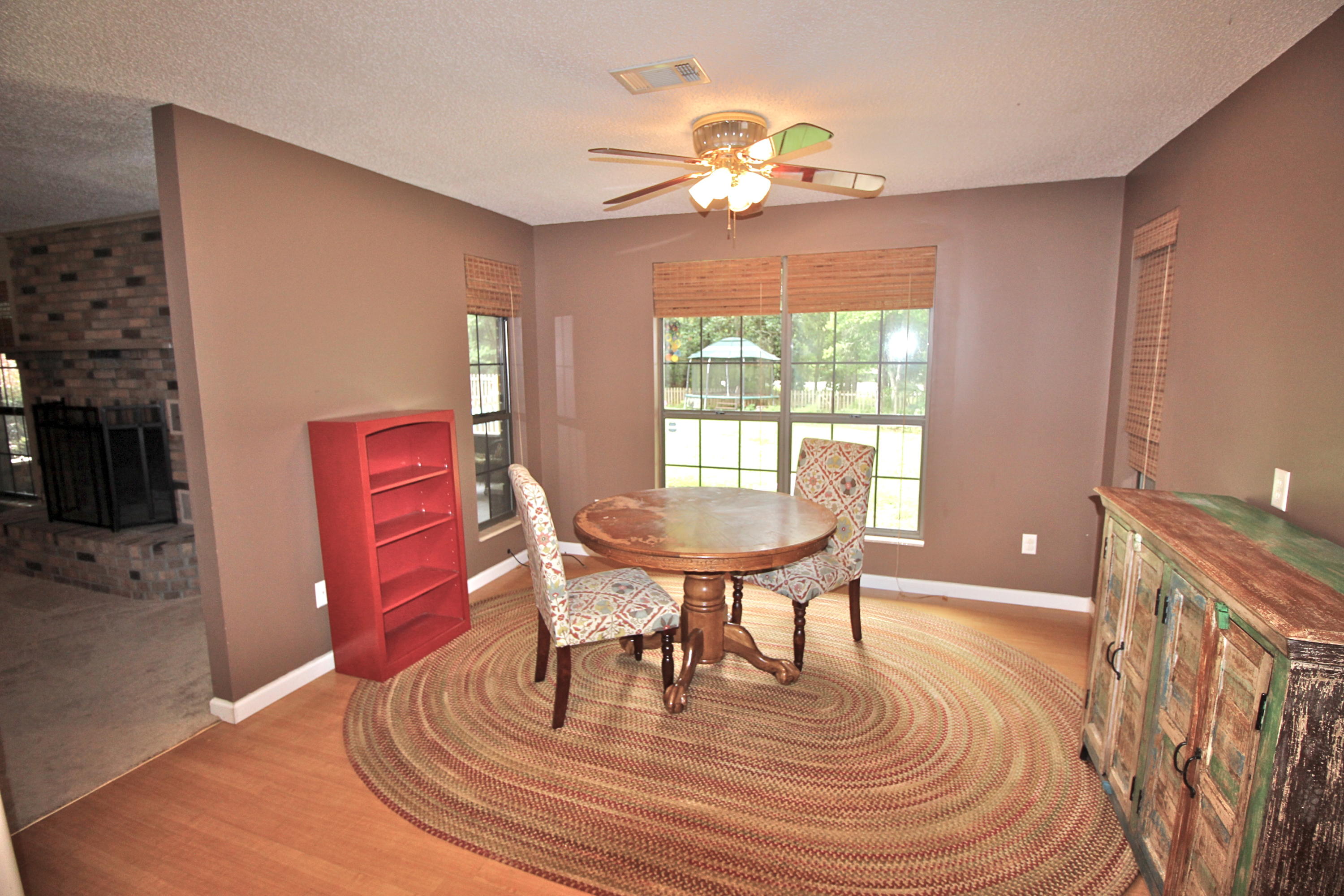 PINE SHORES - Residential