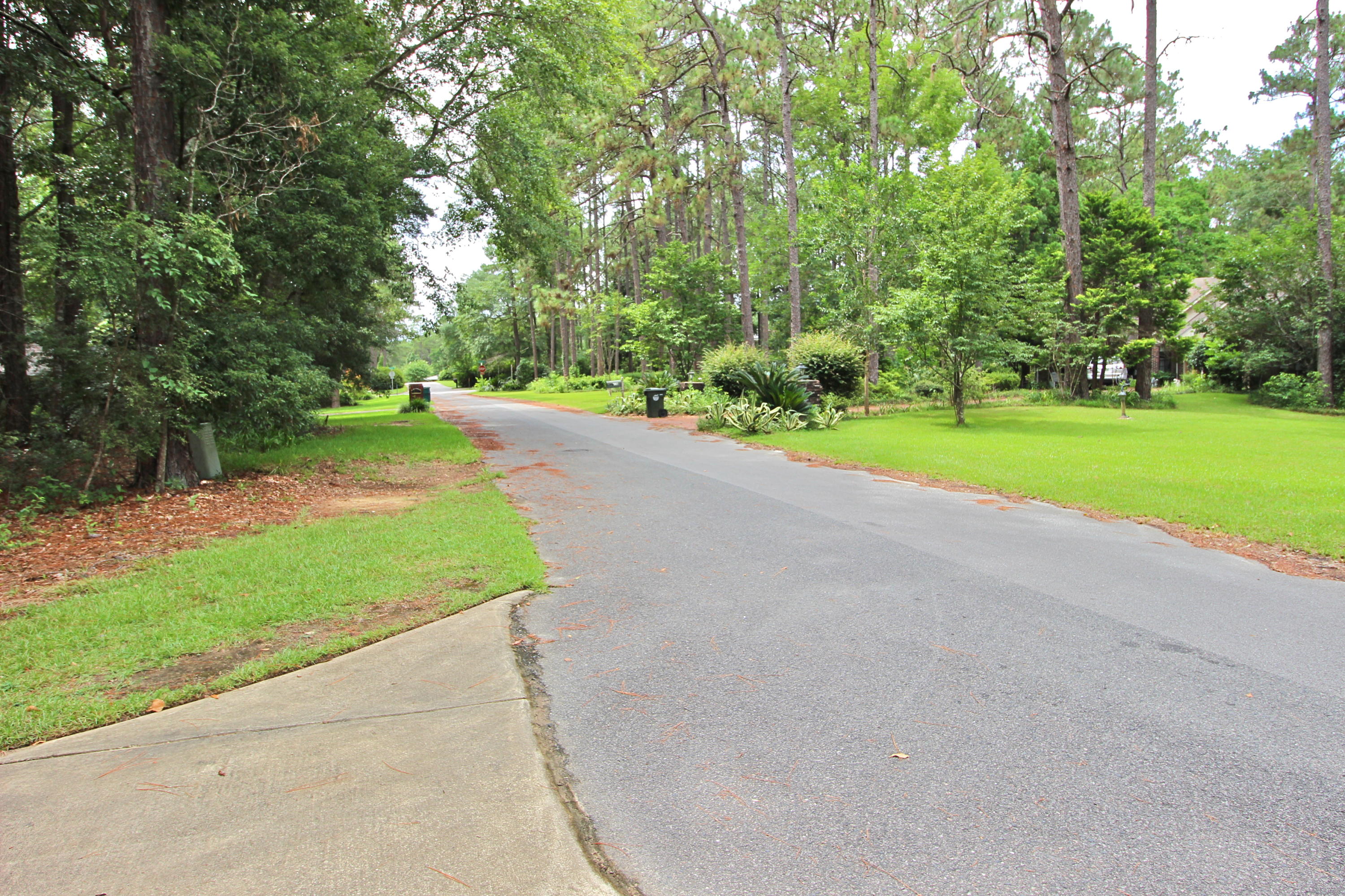 PINE SHORES - Residential