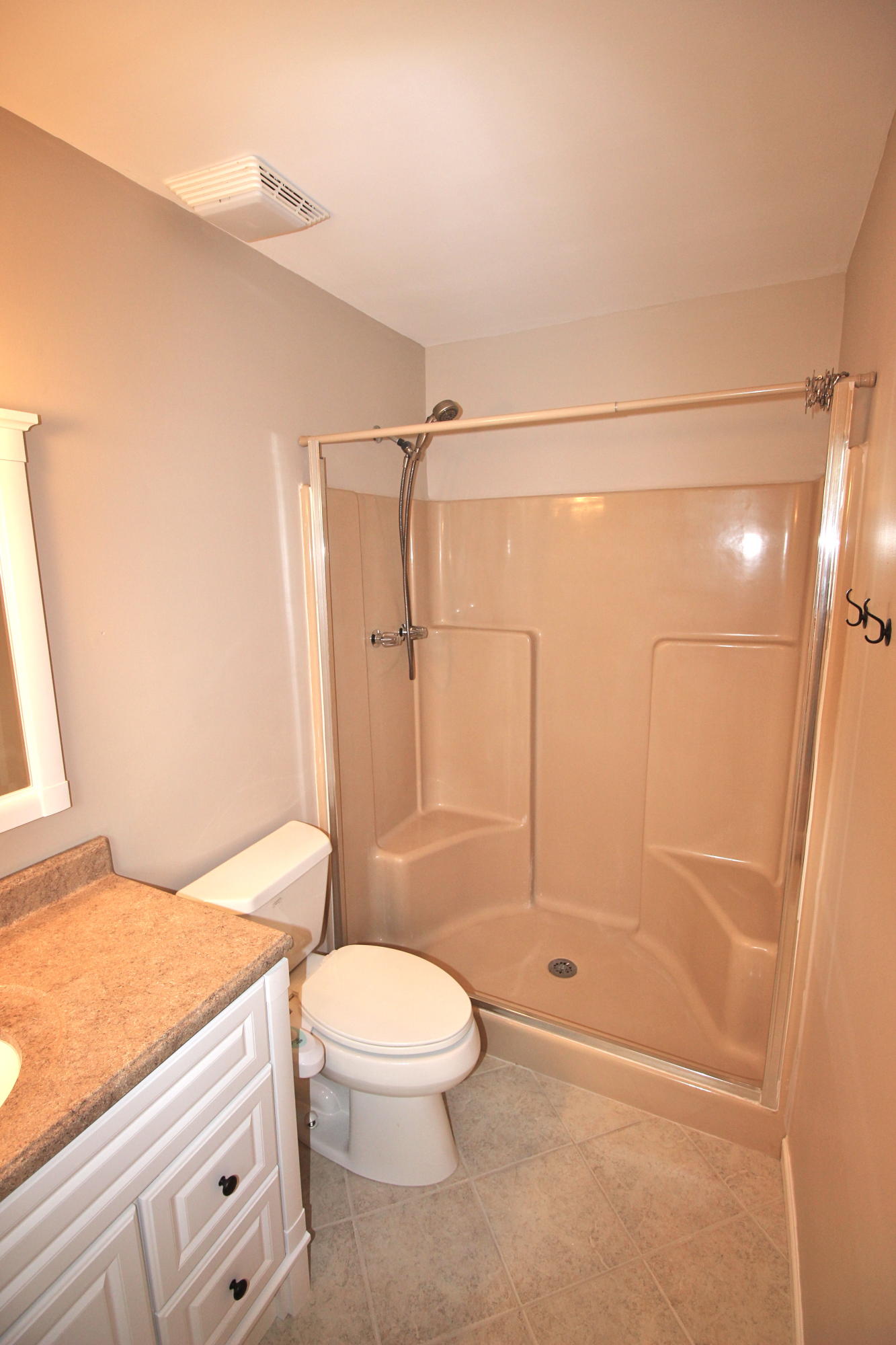 PINE SHORES - Residential