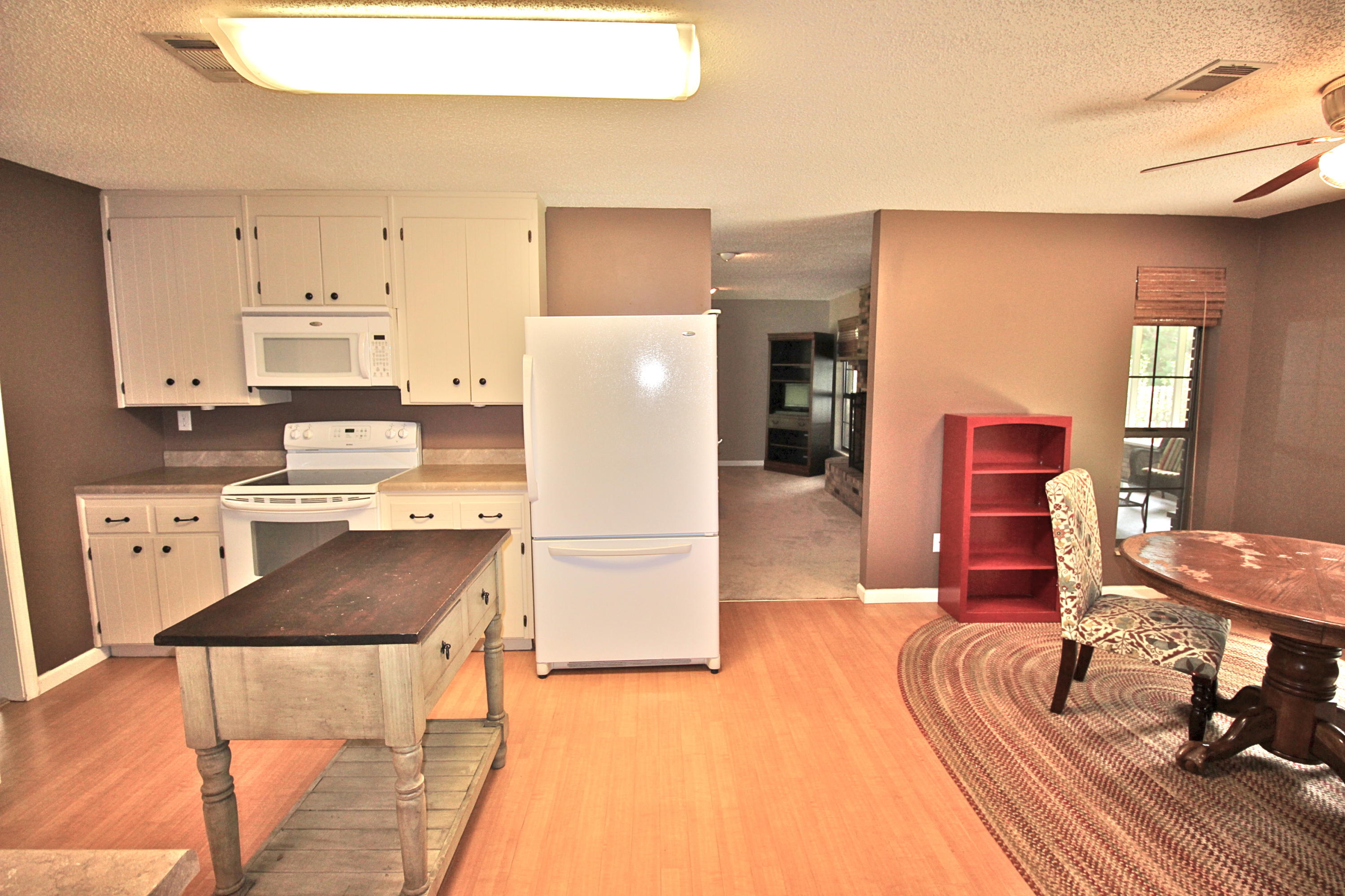 PINE SHORES - Residential