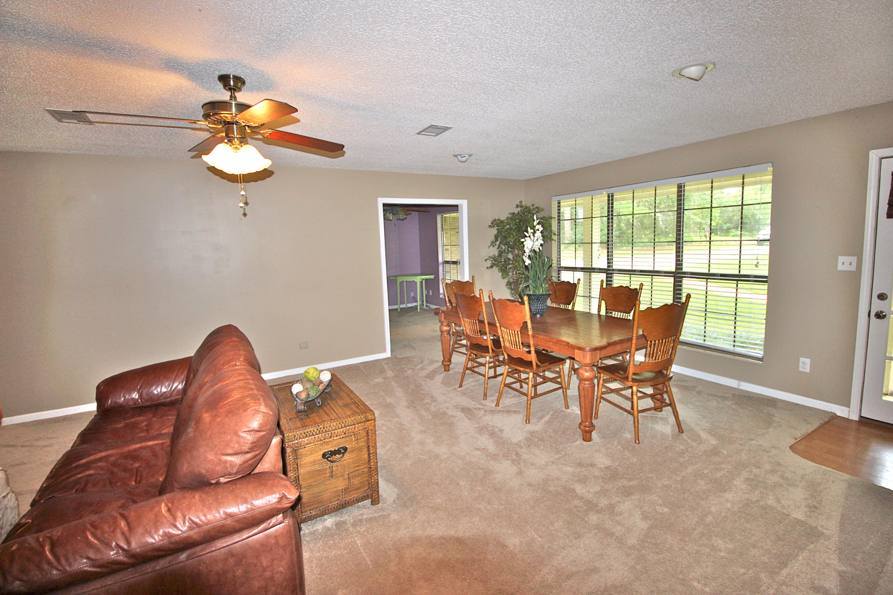 PINE SHORES - Residential