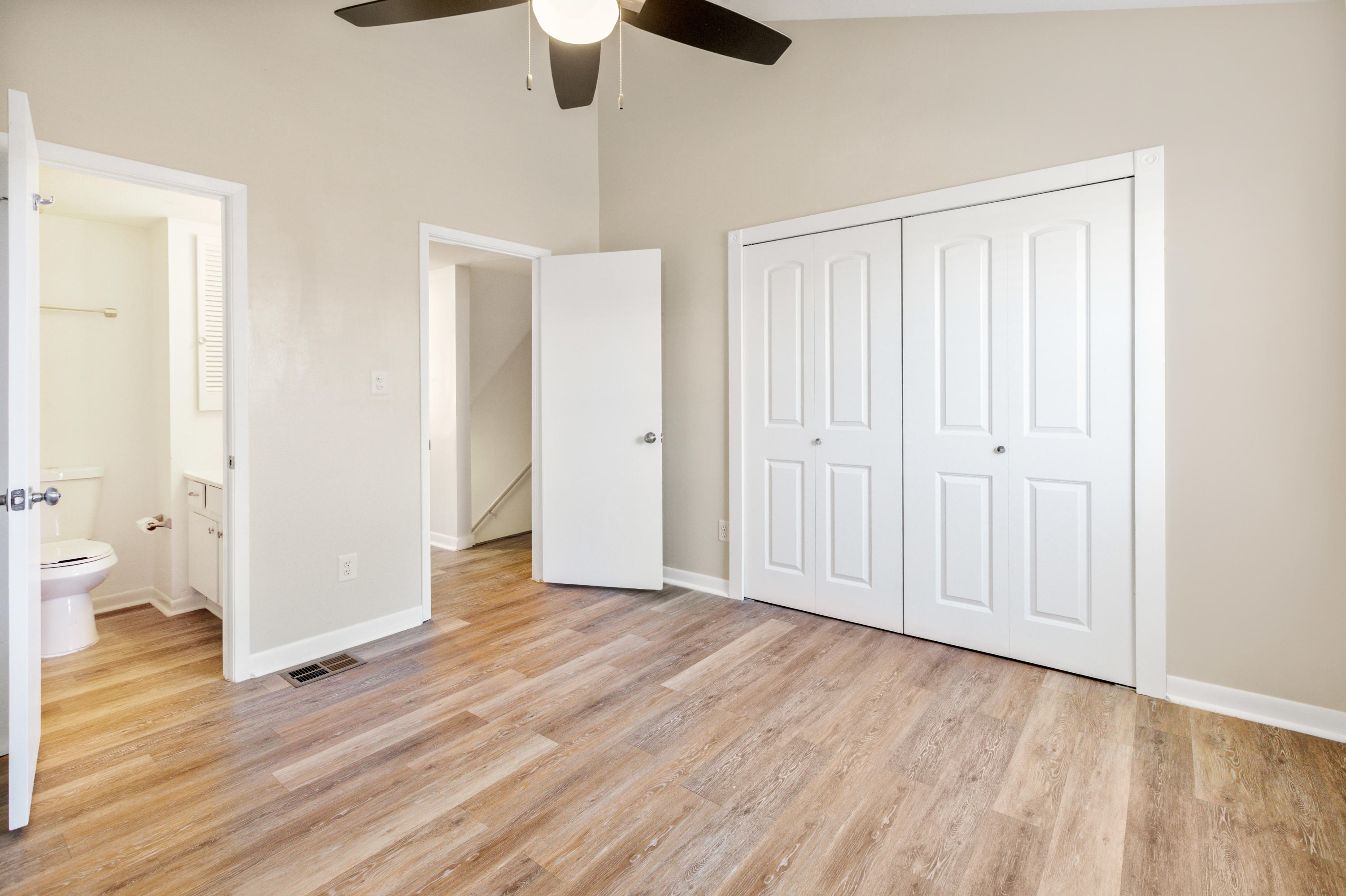 COMMODORES LANDING - Residential