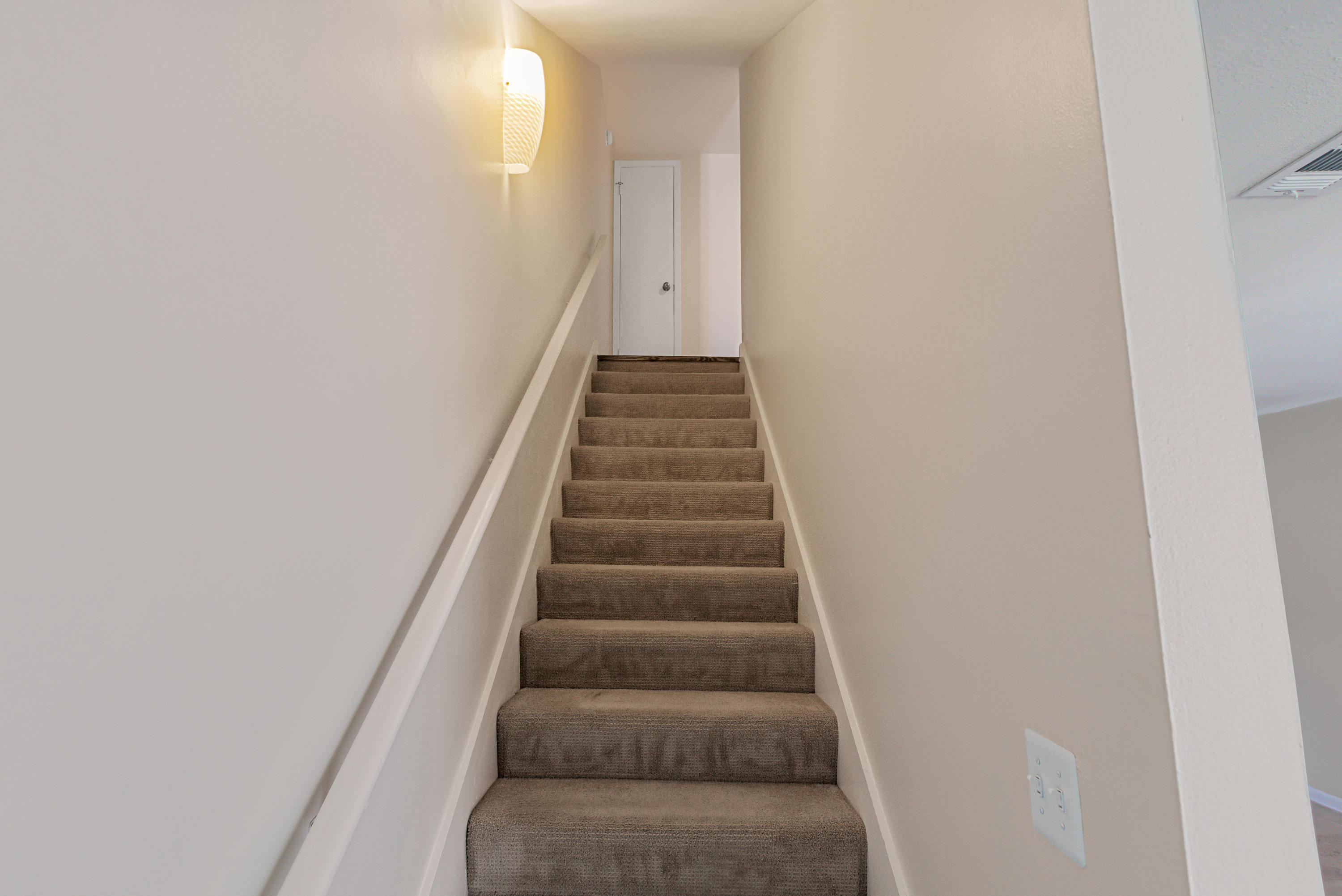 COMMODORES LANDING - Residential