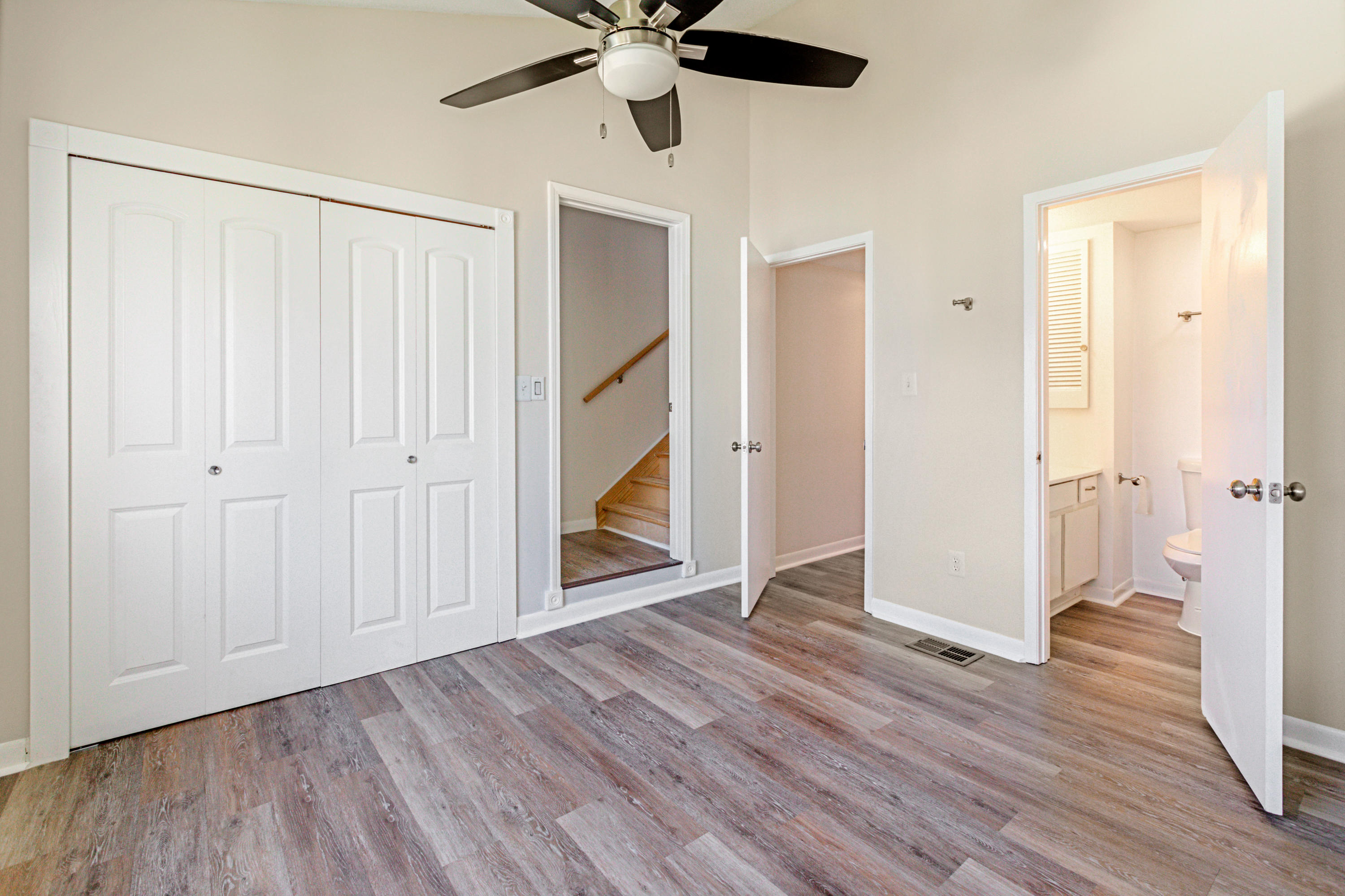 COMMODORES LANDING - Residential