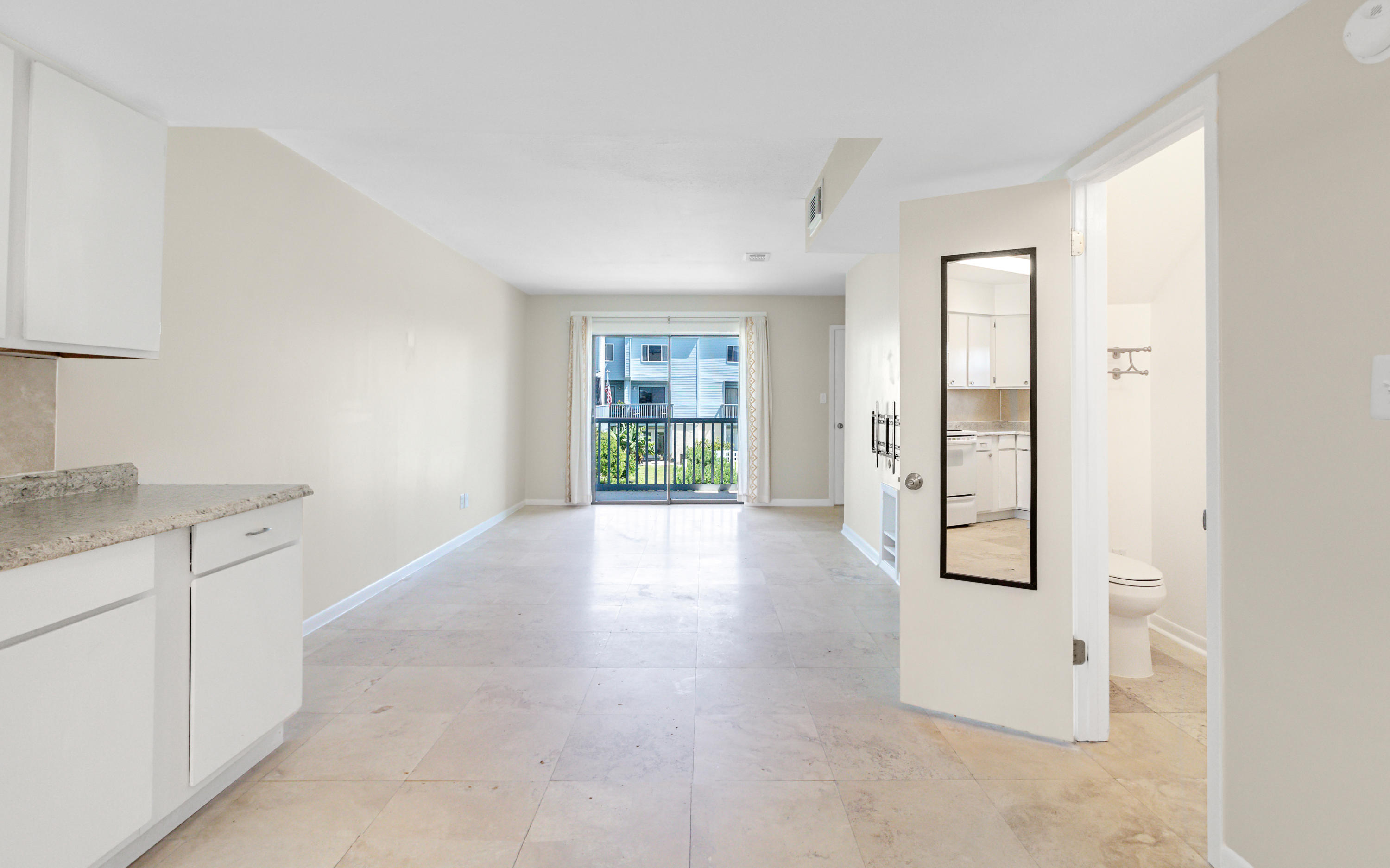 COMMODORES LANDING - Residential