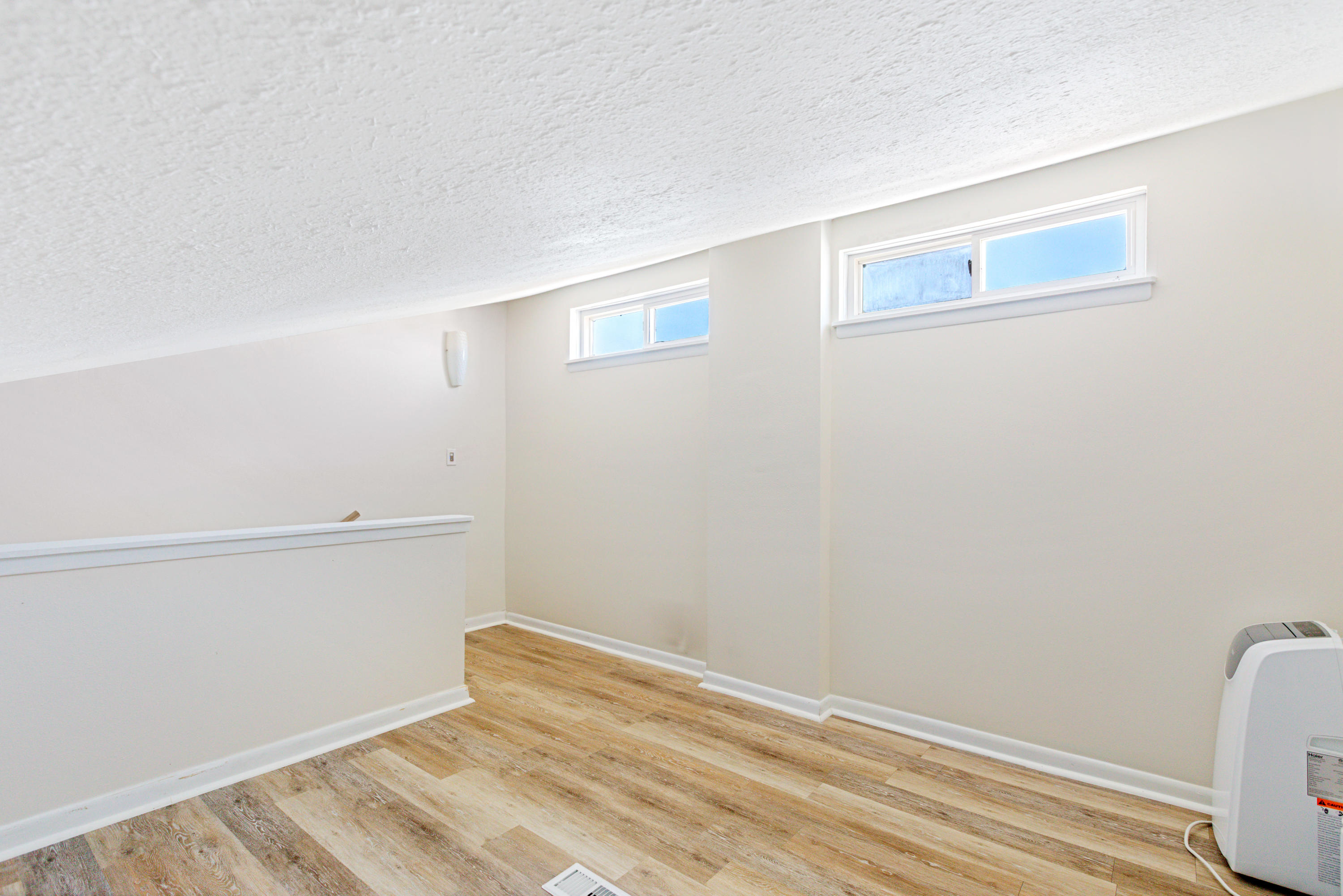 COMMODORES LANDING - Residential