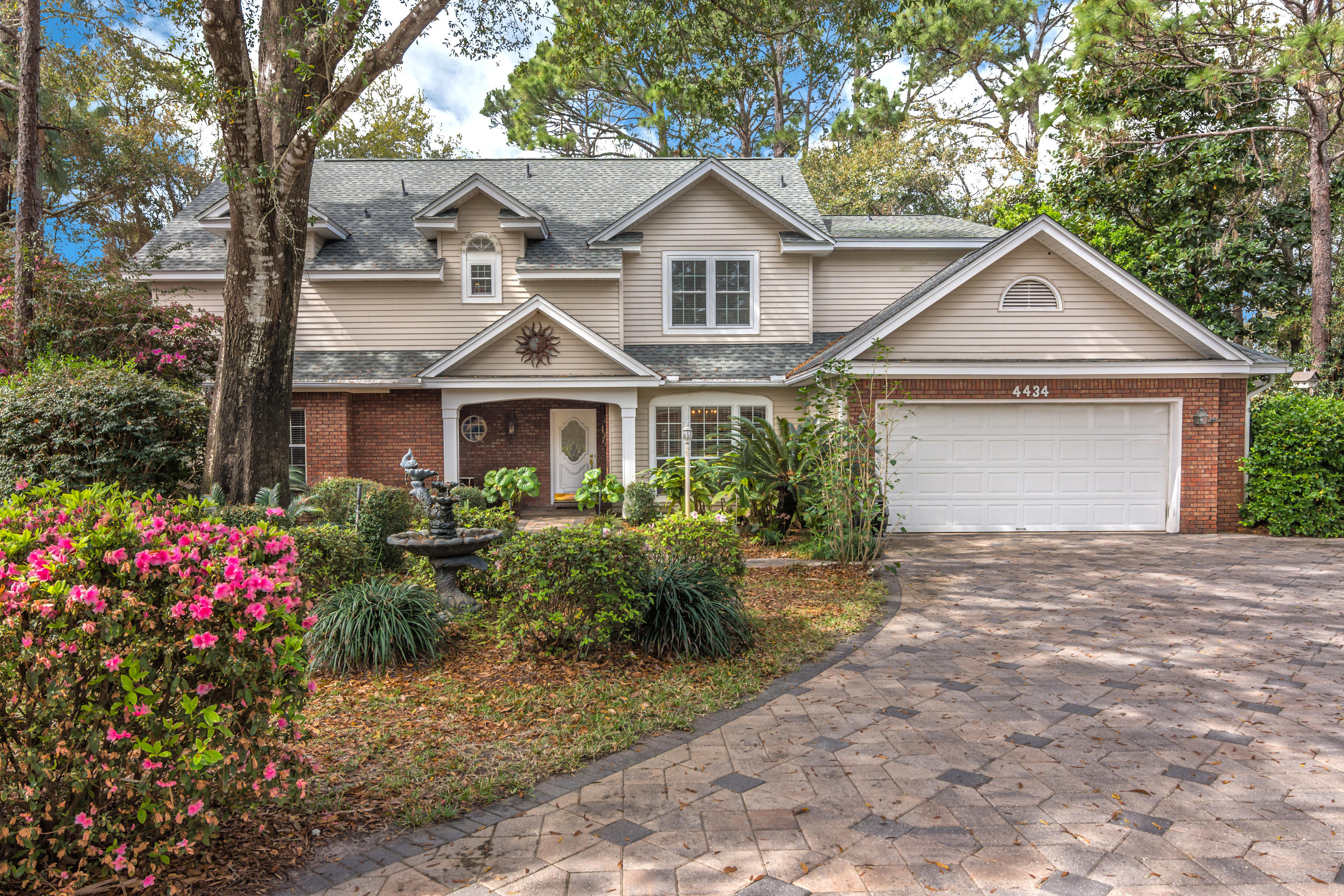 Expected back on market 10/1/2020Come see this beautiful, 3786 square foot home in Bluewater Bay's gated Windward community. Enjoy five bedrooms-use one as an office with an attached craft/bonus room.  Take note of the decorative stone pavers in the spacious driveway, walkways and patio. The new roof was installed in March 2020. and the home has exterior walls of 2X6 construction on 16' centers, plus 6' of insulation to improve energy efficiency. The 2 heating/air systems were installed in 2017 and 2018 and an air purification system is included. Inside, relax in the living room with soaring ceilings and a gas fireplace. Just off the living area is the beautiful kitchen, complete with a large granite island and a gas cooktop, breakfast area, recipe desk, and two generous pantries.