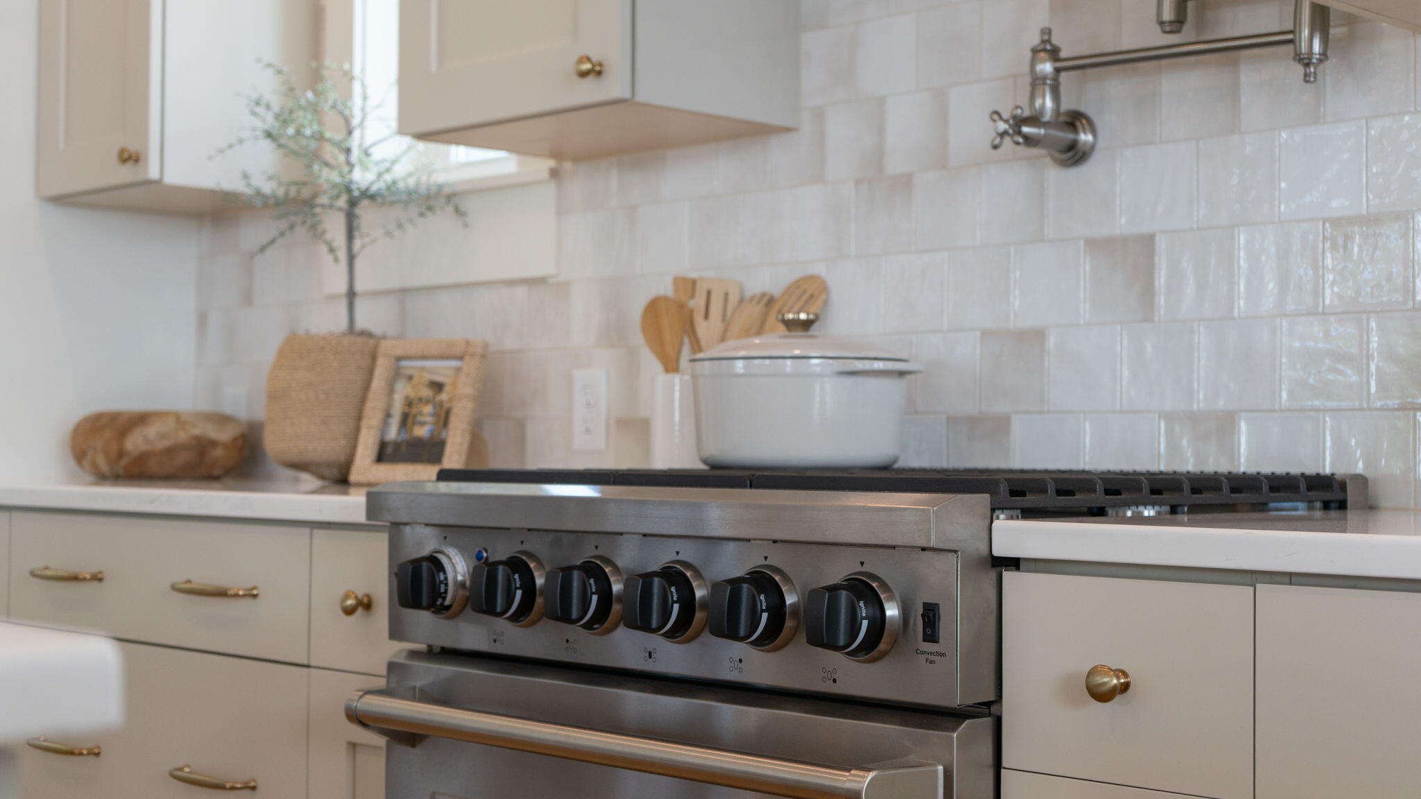 MAGNOLIA BEACH - Residential