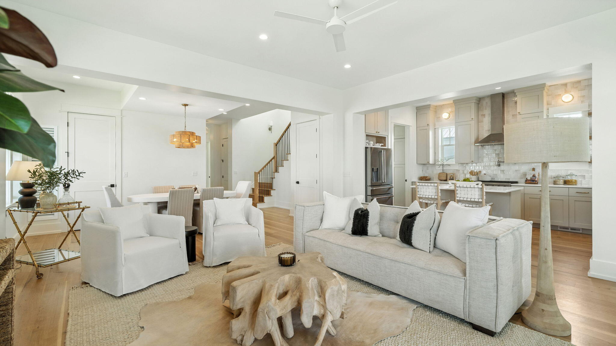 MAGNOLIA BEACH - Residential