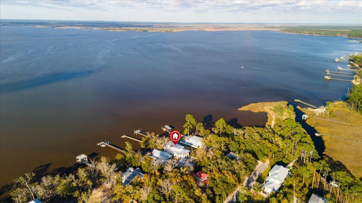 MAGNOLIA BEACH - Residential