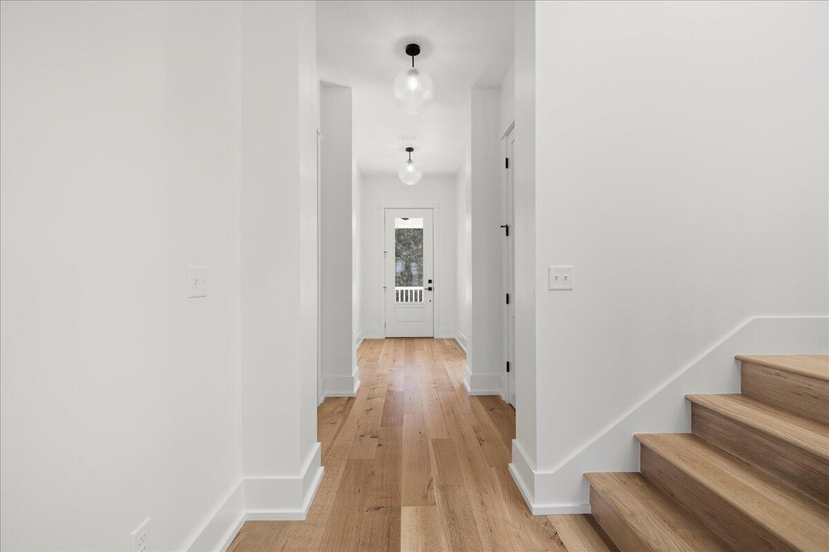 MAGNOLIA BEACH - Residential