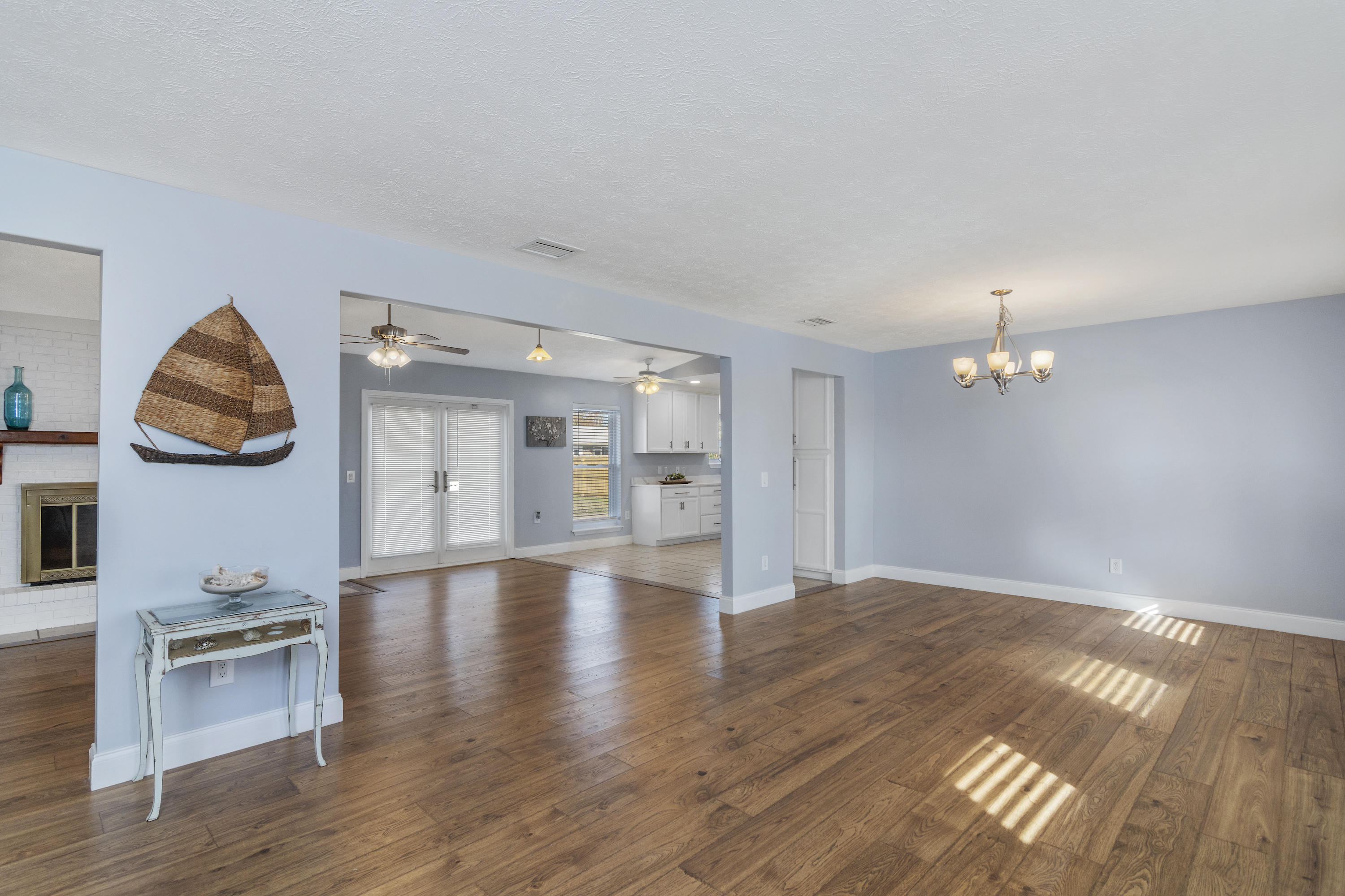 BELAIRE ESTATES - Residential