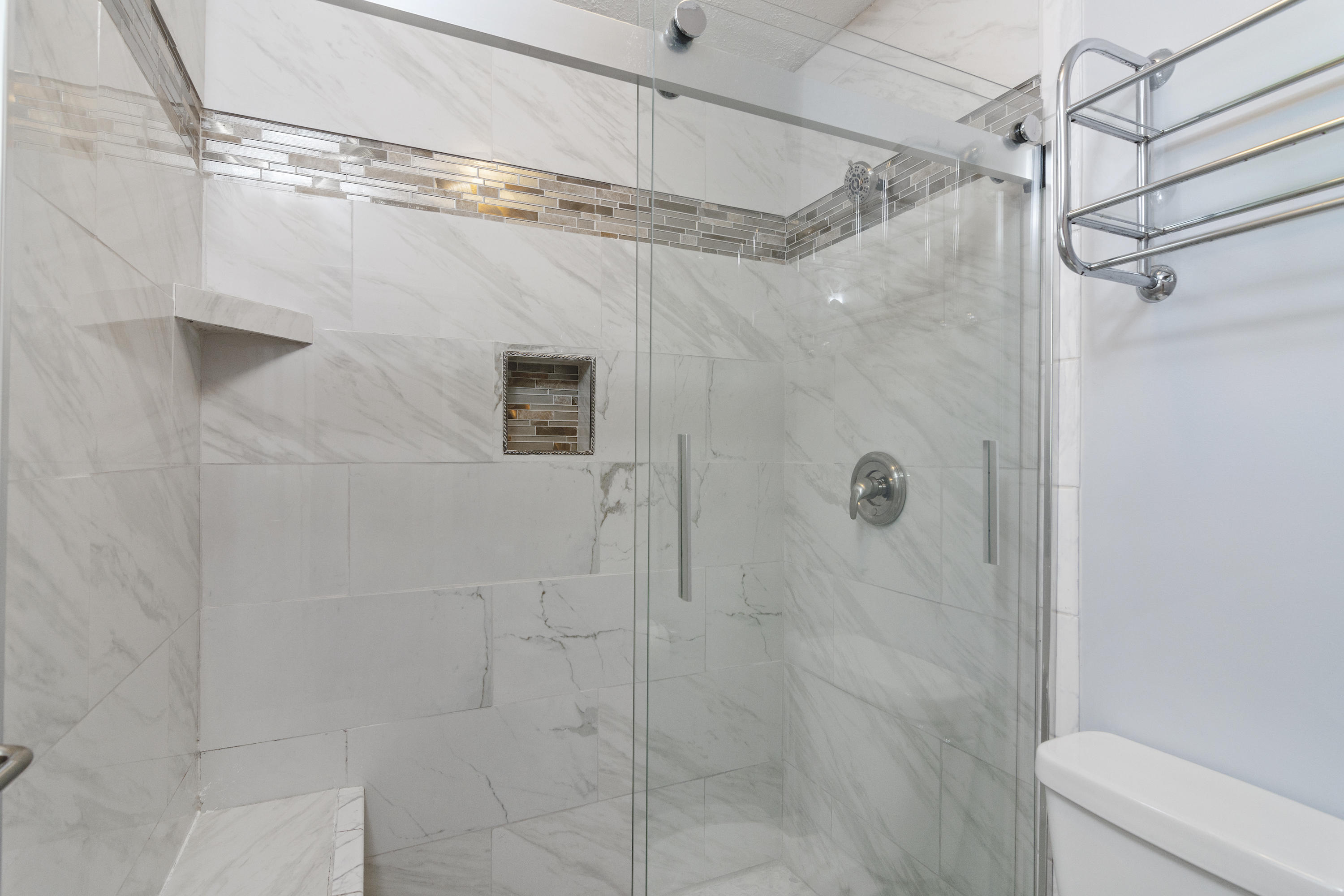 BELAIRE ESTATES - Residential