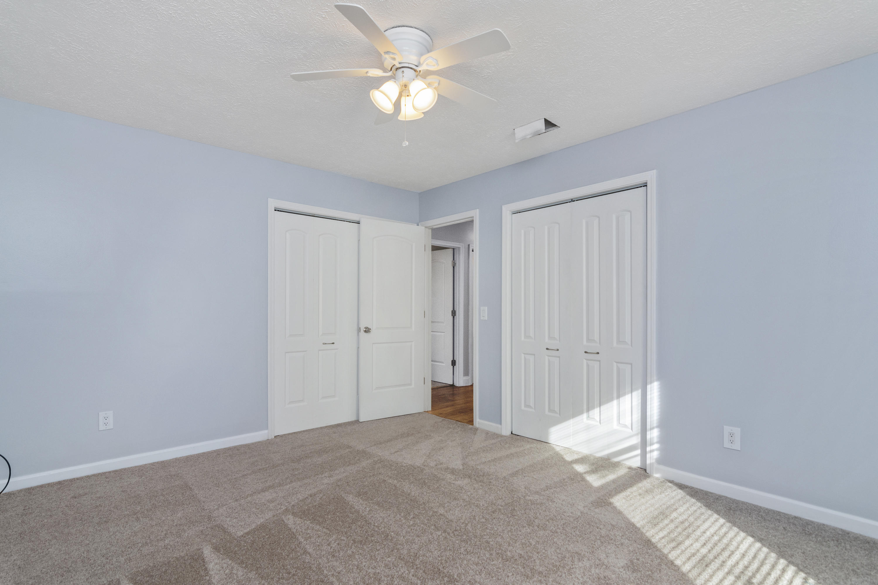 BELAIRE ESTATES - Residential