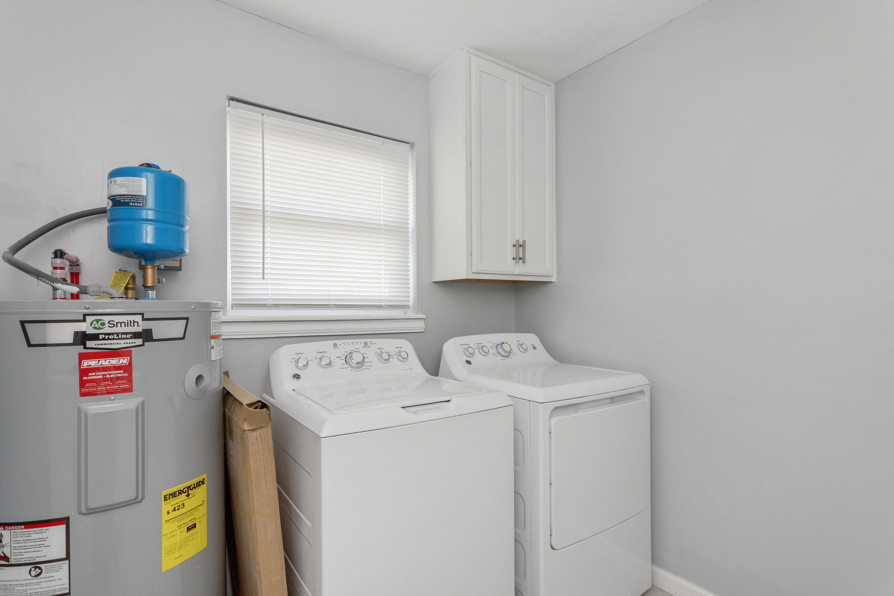 BELAIRE ESTATES - Residential