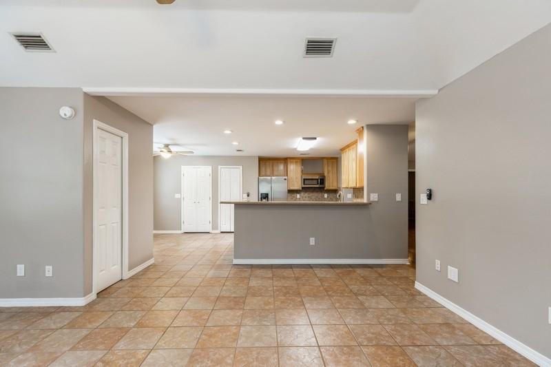 SPRING HILL ESTATES - Residential