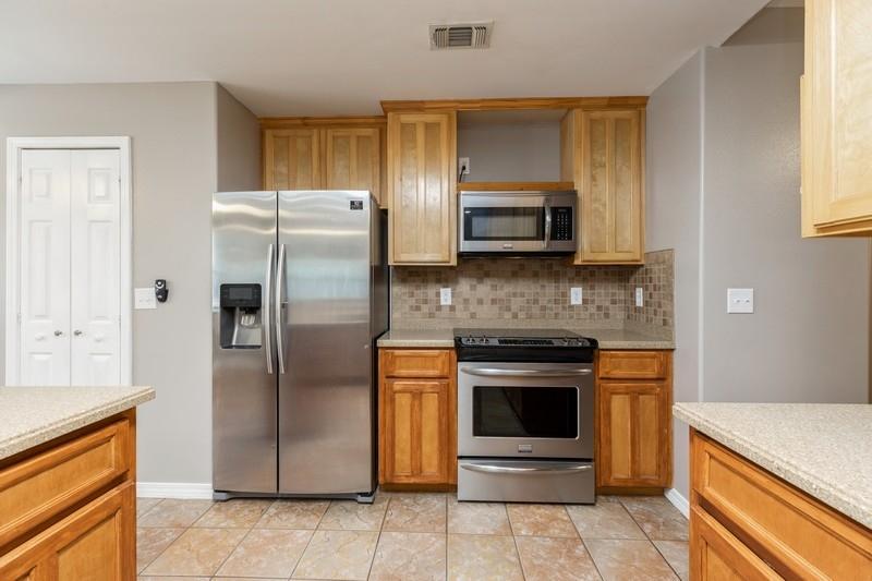 SPRING HILL ESTATES - Residential