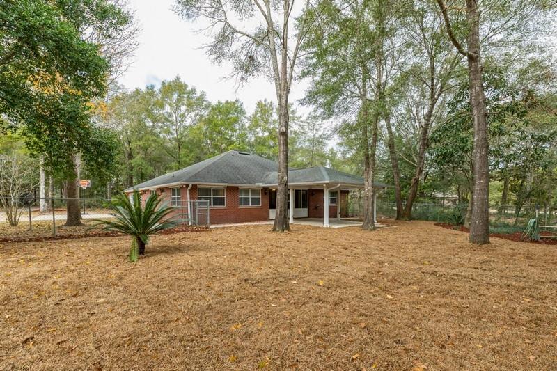 SPRING HILL ESTATES - Residential