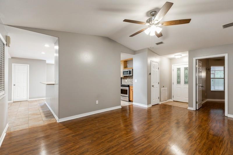 SPRING HILL ESTATES - Residential