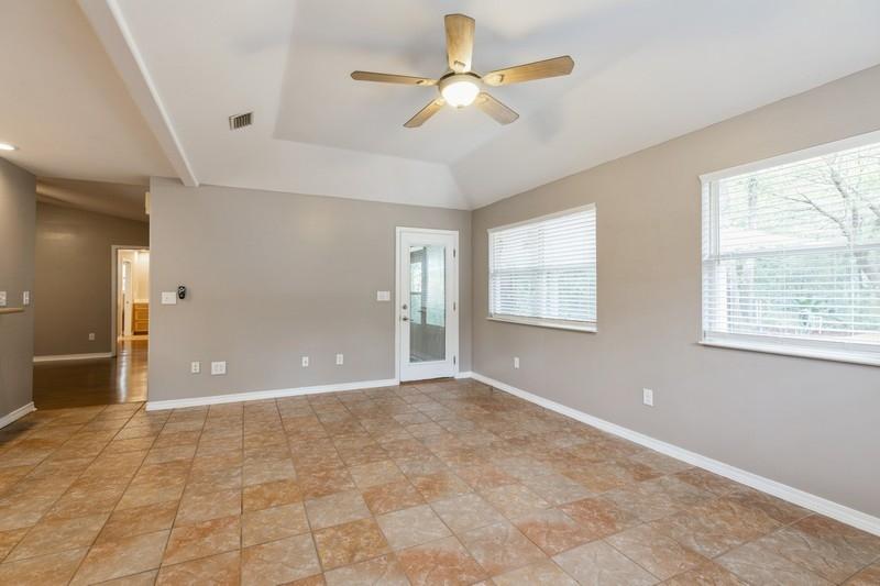 SPRING HILL ESTATES - Residential