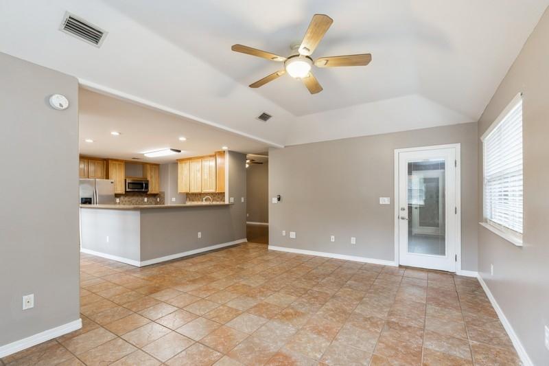 SPRING HILL ESTATES - Residential