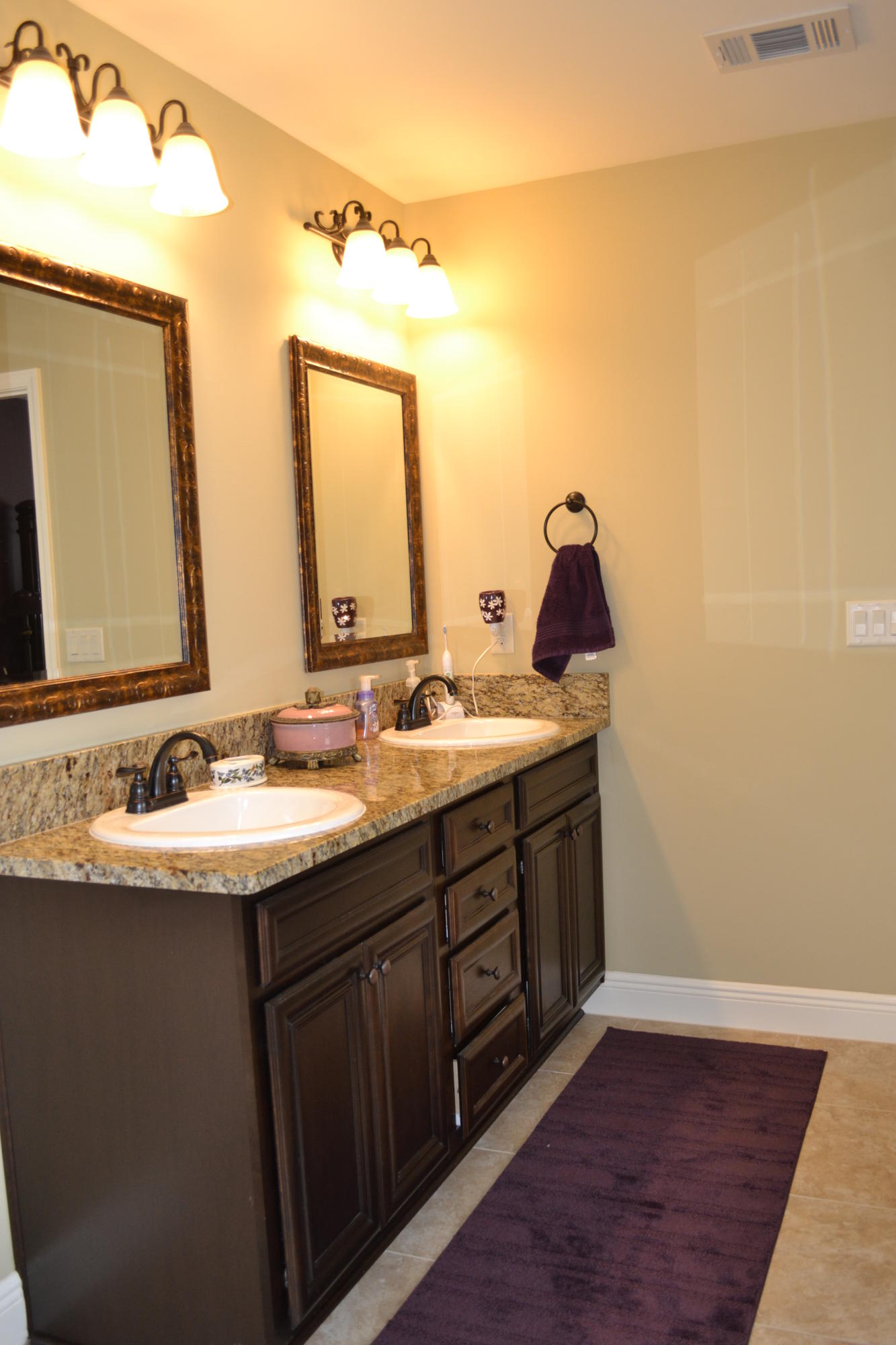 FOREST HEIGHTS - Residential