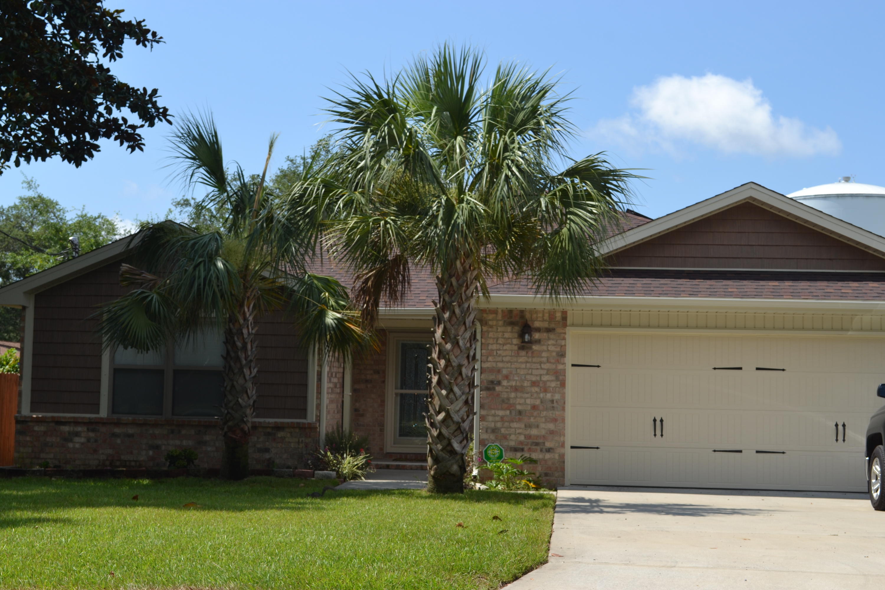 FOREST HEIGHTS - Residential