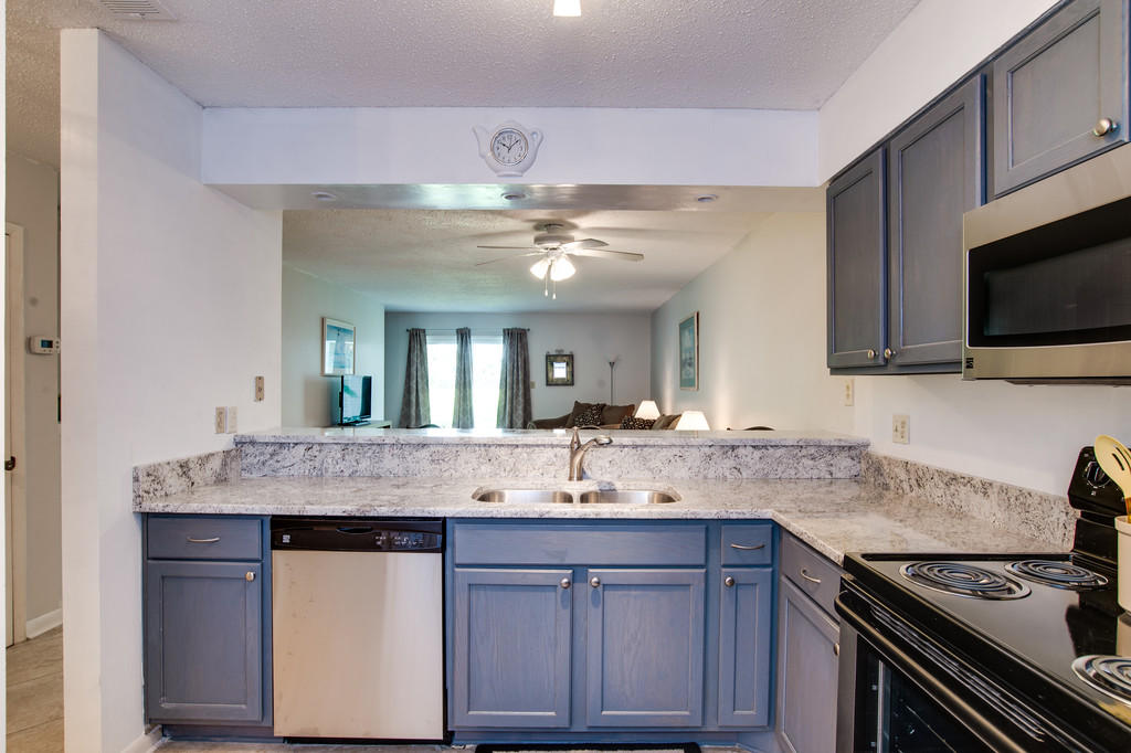 SUMMERHOUSE T/H - Residential