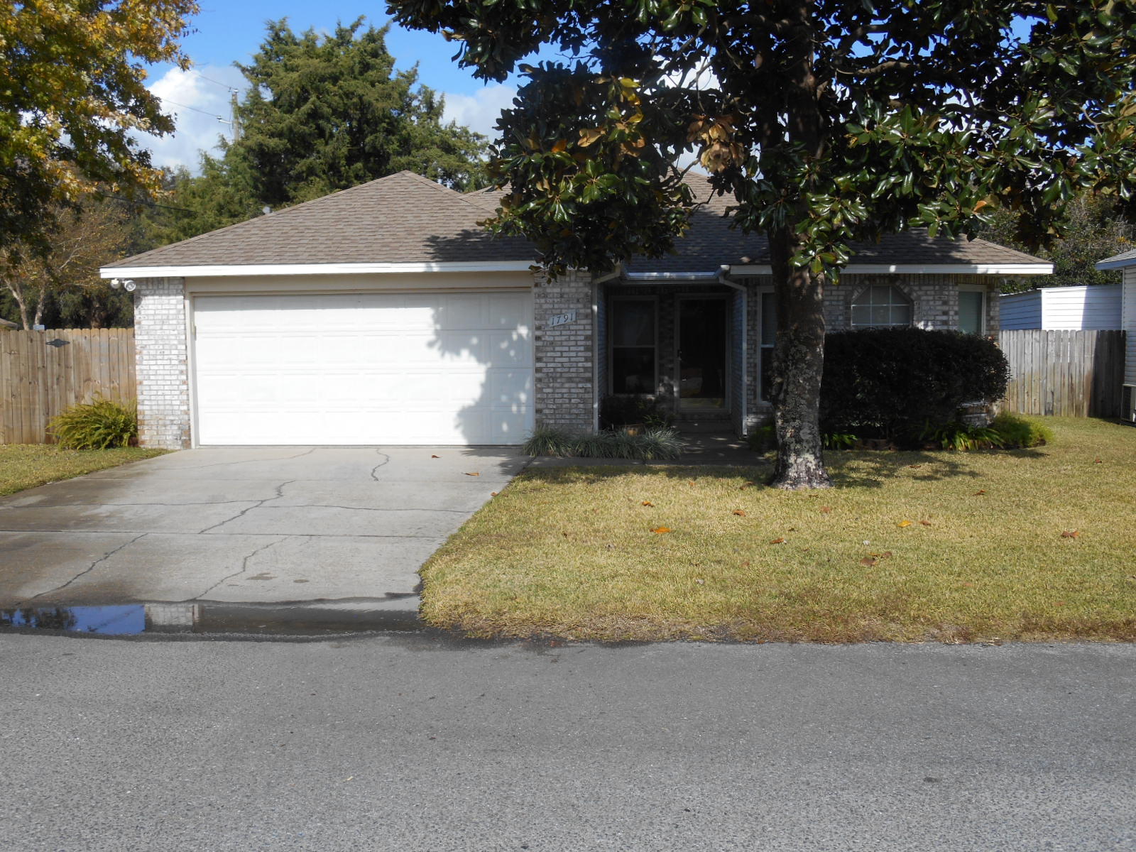 RAINBOWS END - Residential