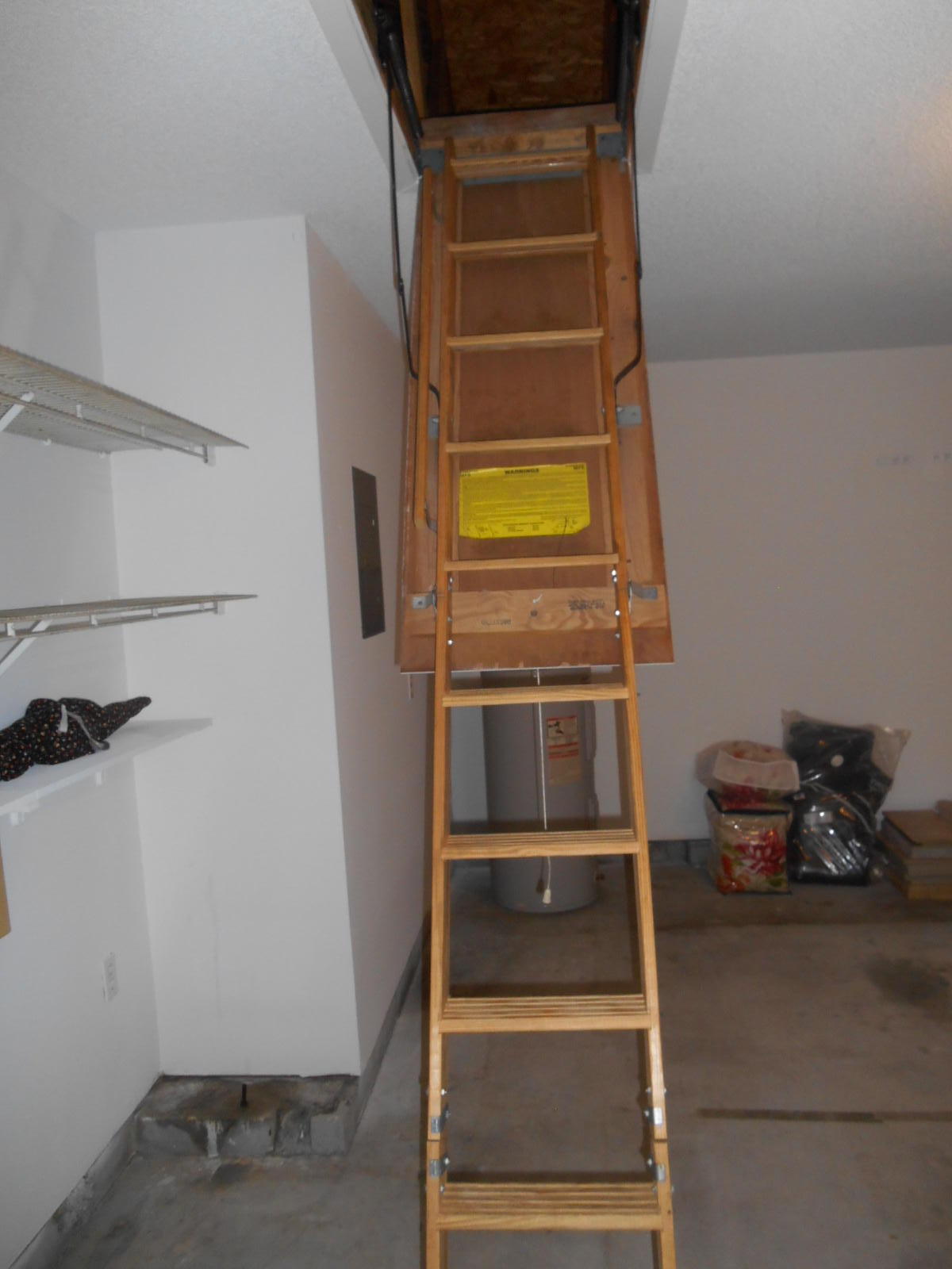 RAINBOWS END - Residential