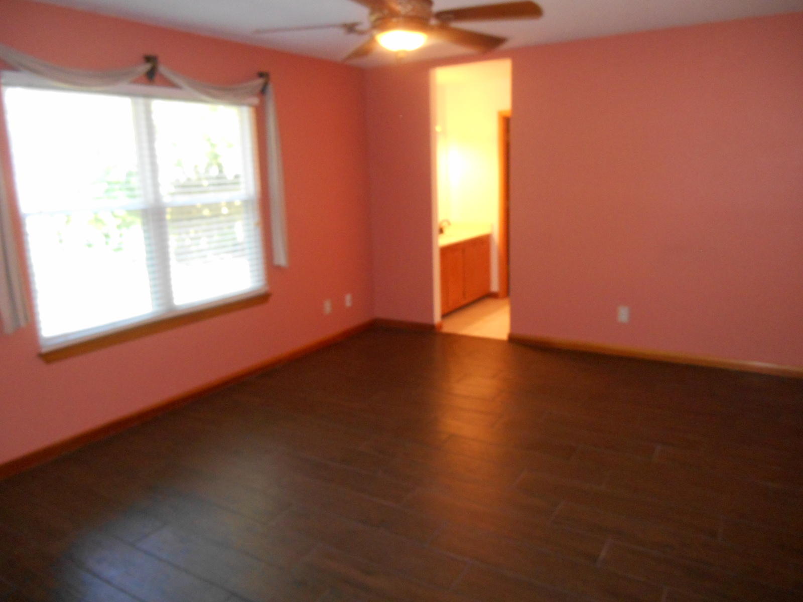 RAINBOWS END - Residential