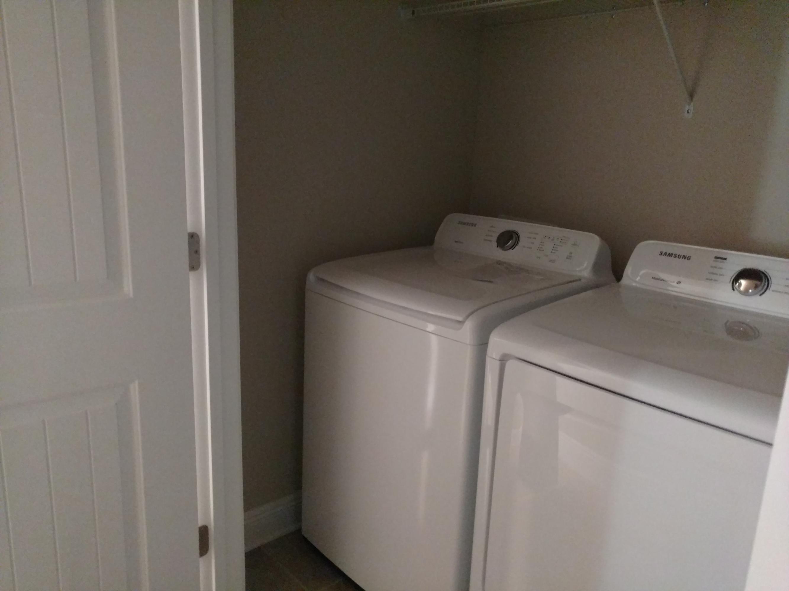 LAGRANGE LANDING - Residential