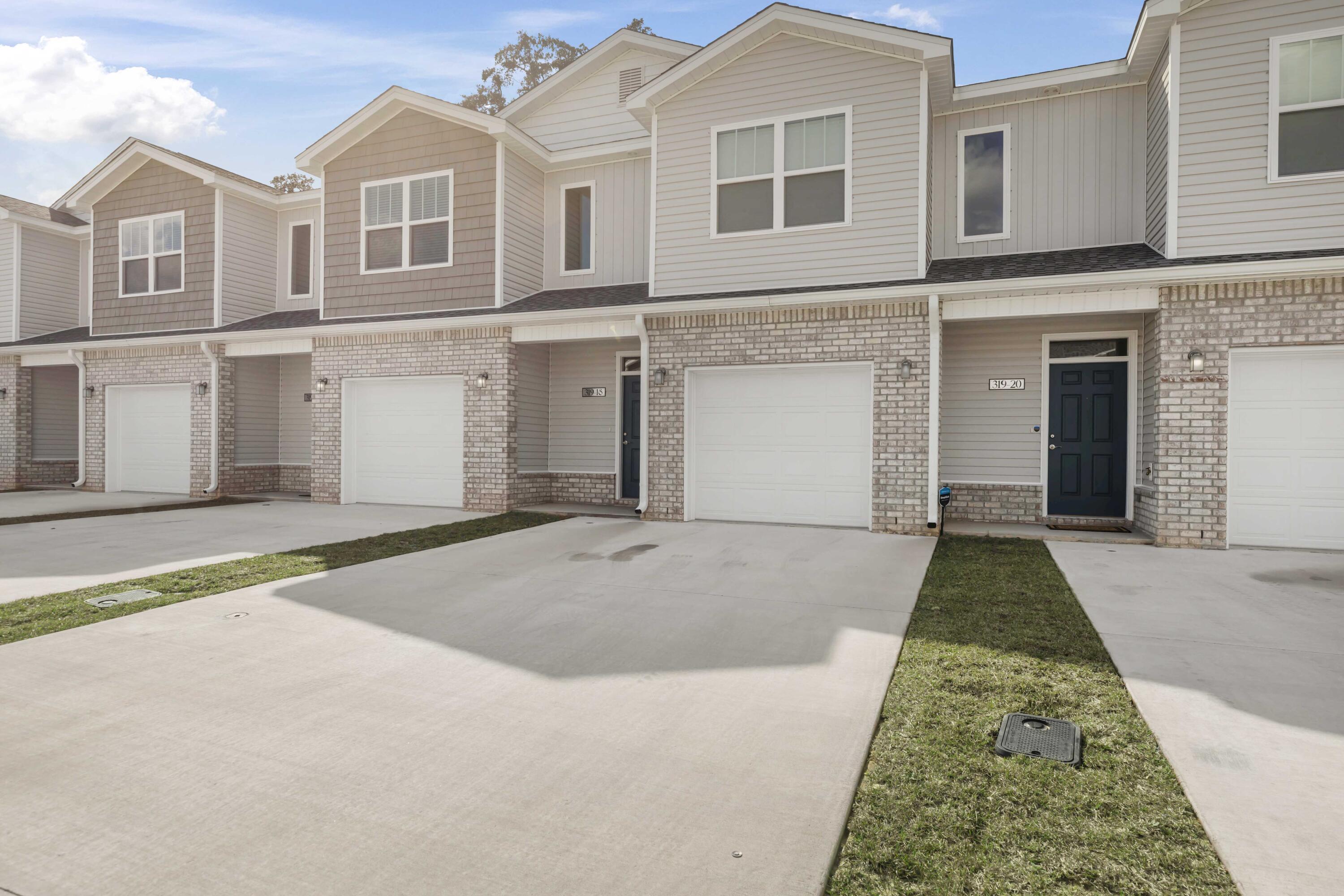 Orange Place Townhomes - Residential Lease