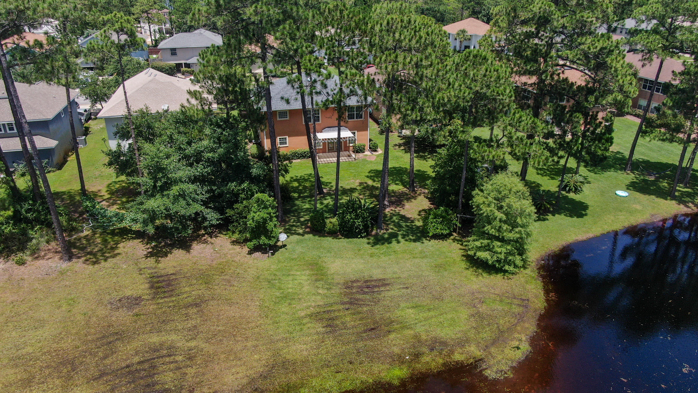 DRIFTWOOD ESTATES - Residential Lease