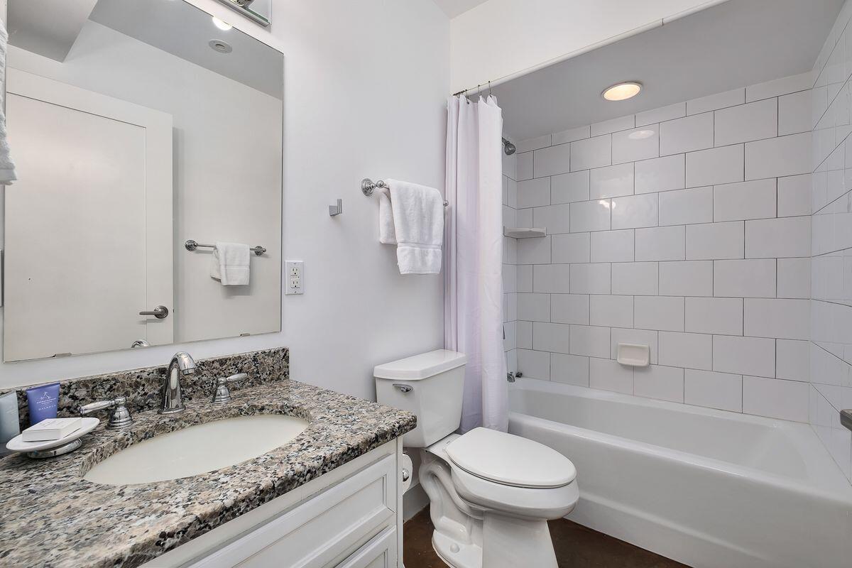 SEAGROVE 5TH ADDN - Residential