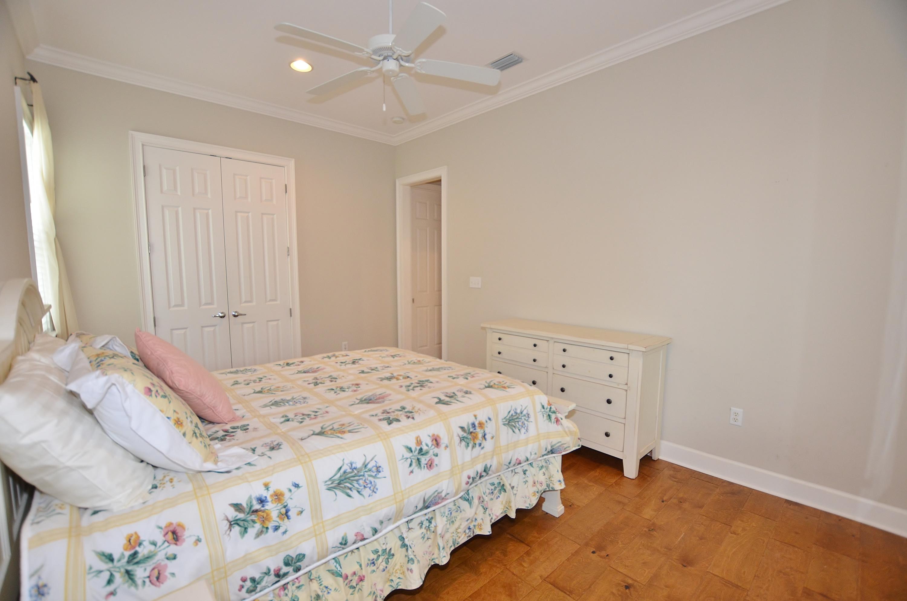 CRYSTAL LAKE - Residential Lease