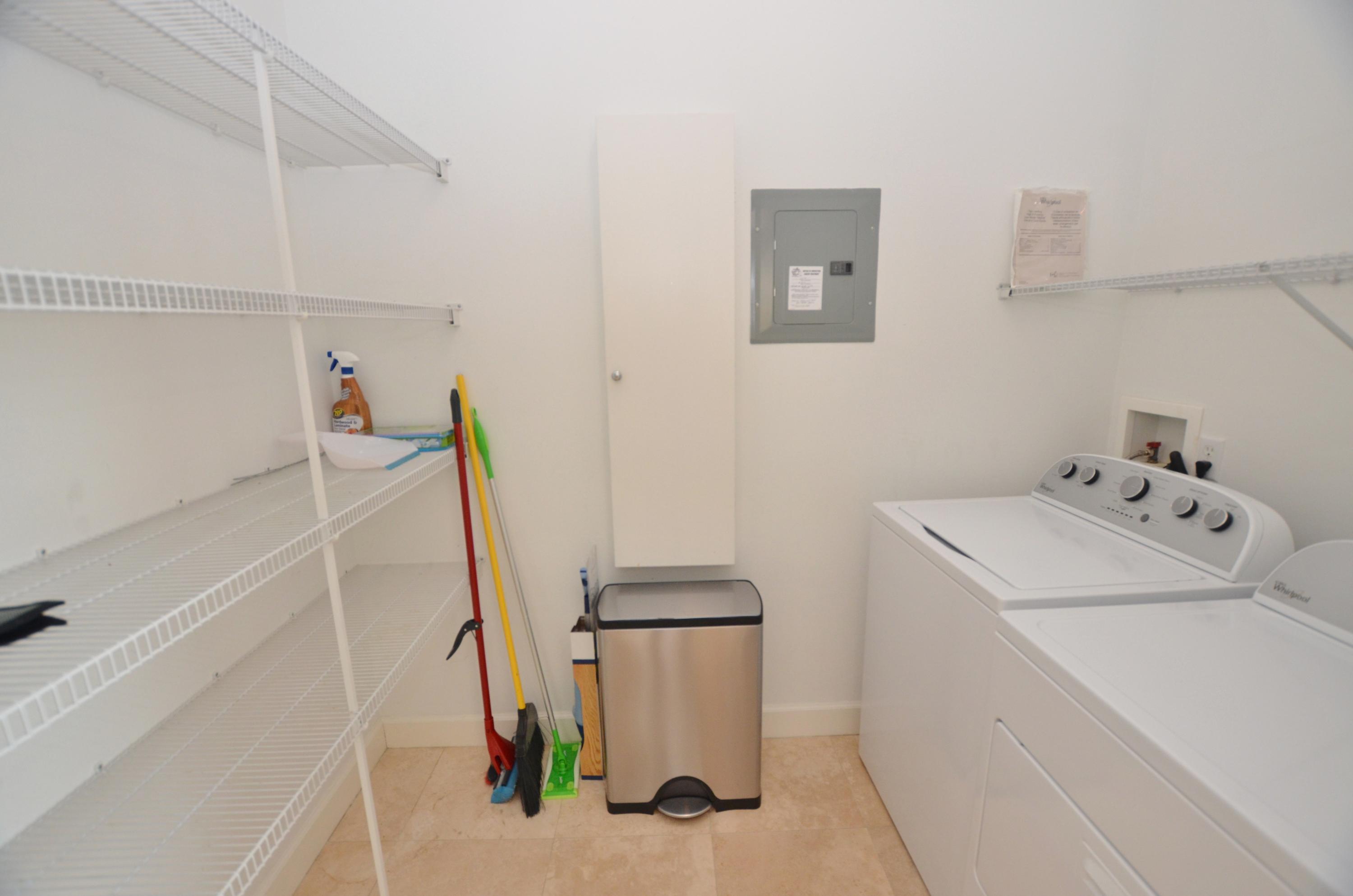 CRYSTAL LAKE - Residential Lease