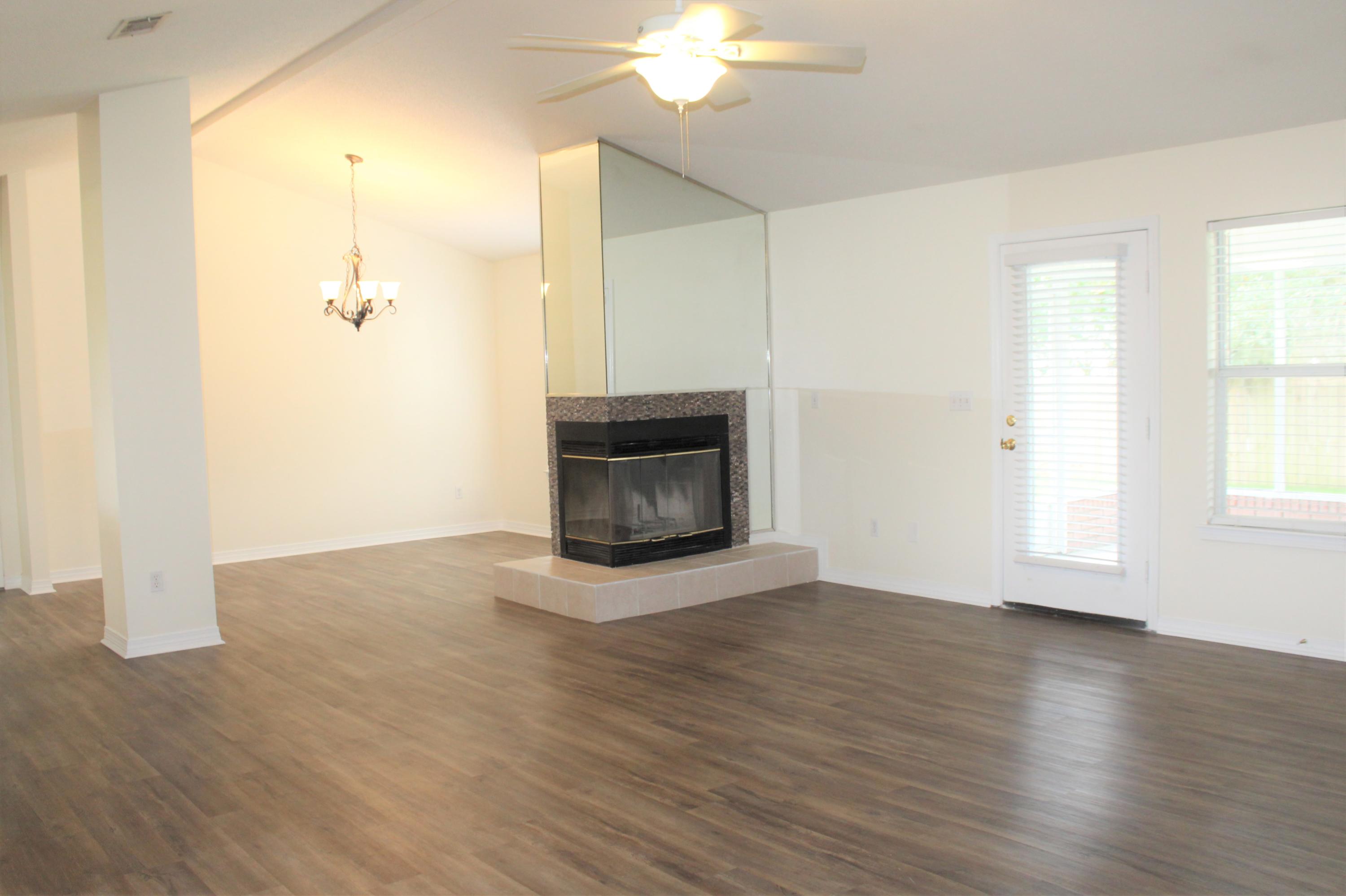 KELL-AIRE GARDENS - Residential